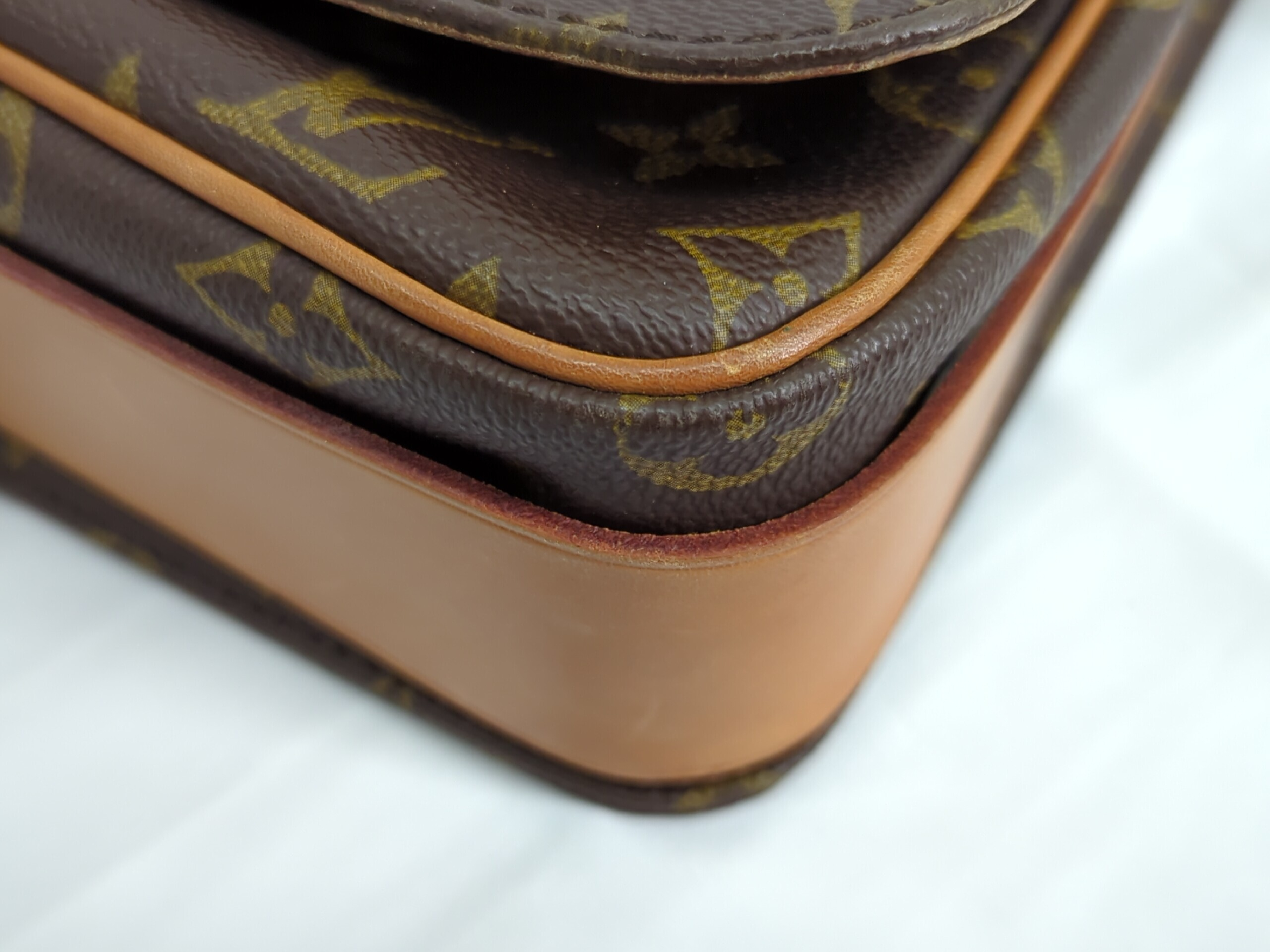 M51252 Monogram Cartouchiere GM Shoulder Bag — view 4