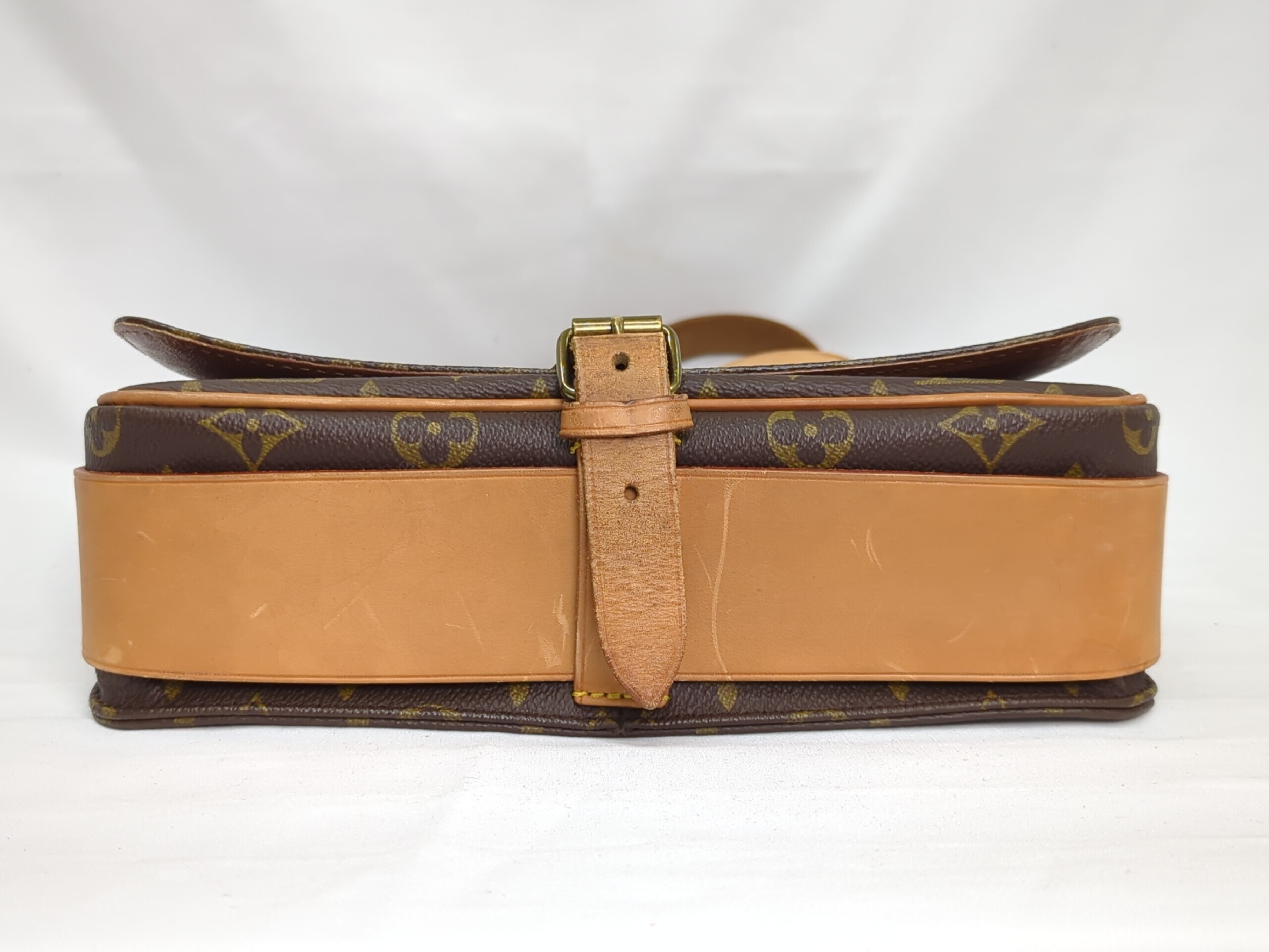 M51252 Monogram Cartouchiere GM Shoulder Bag — view 5