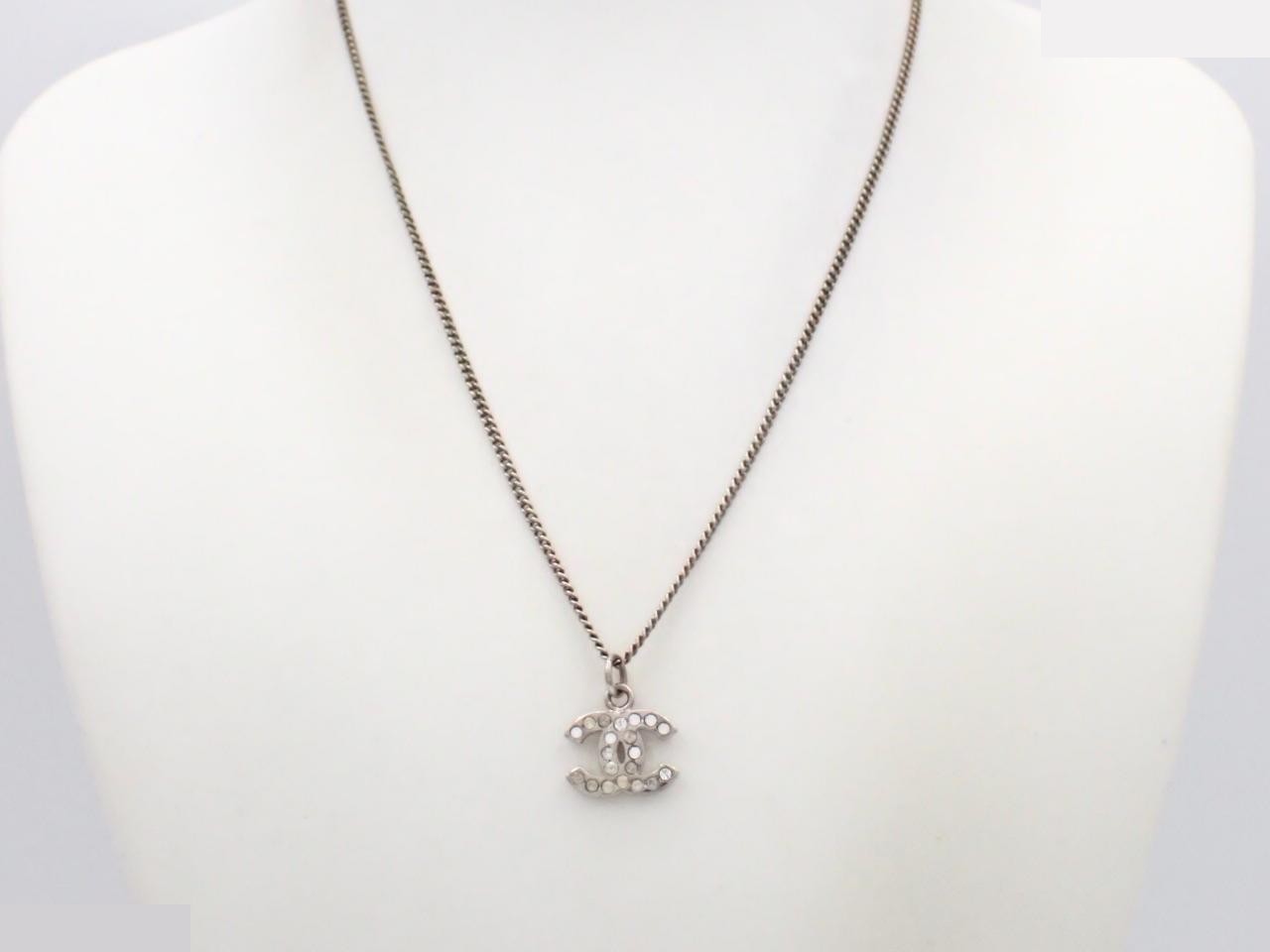 Necklace 08V Rhinestone Coco Mark Silver — view 3
