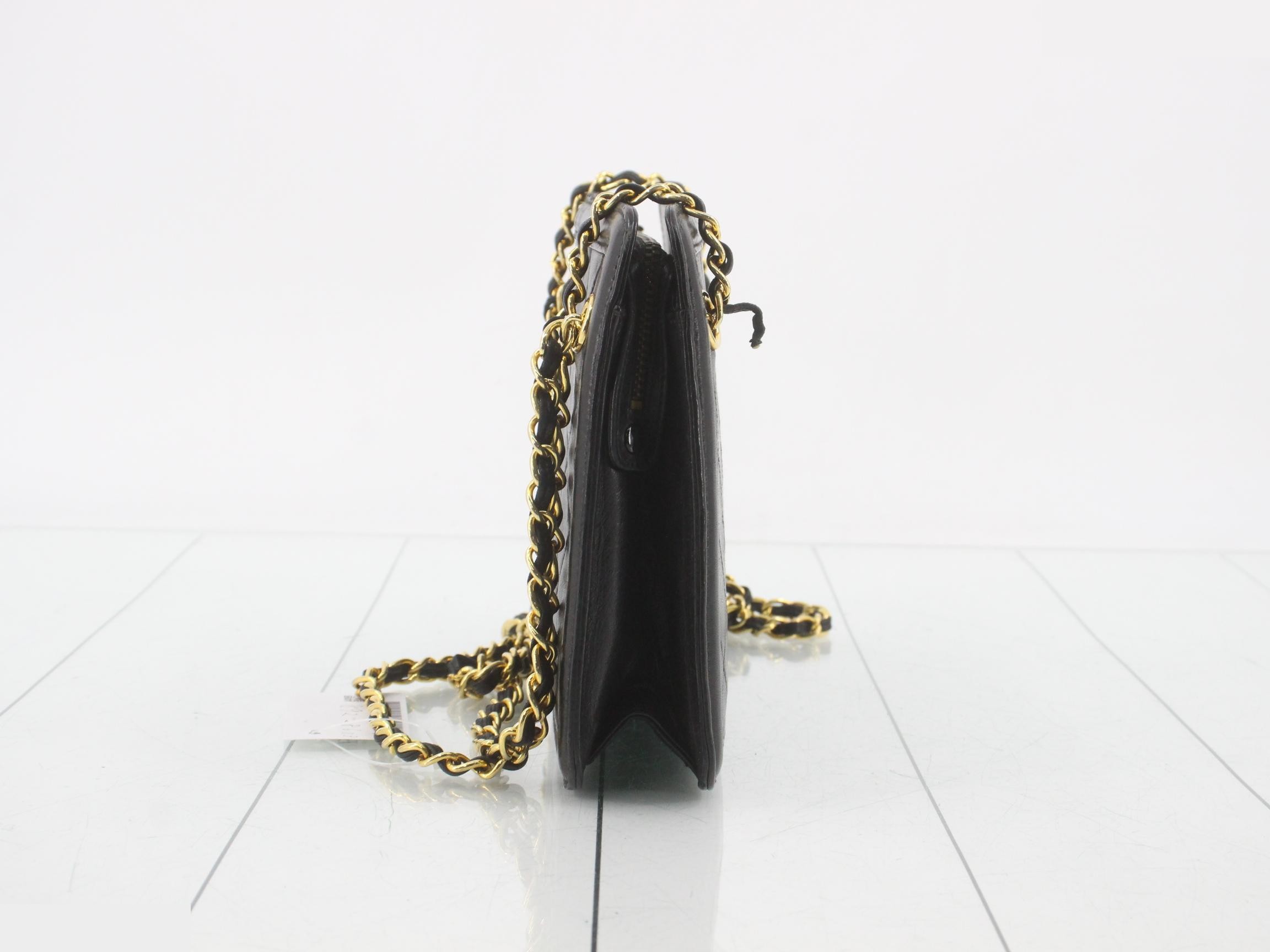 Matelassé (bag) - Shoulder bag — view 3