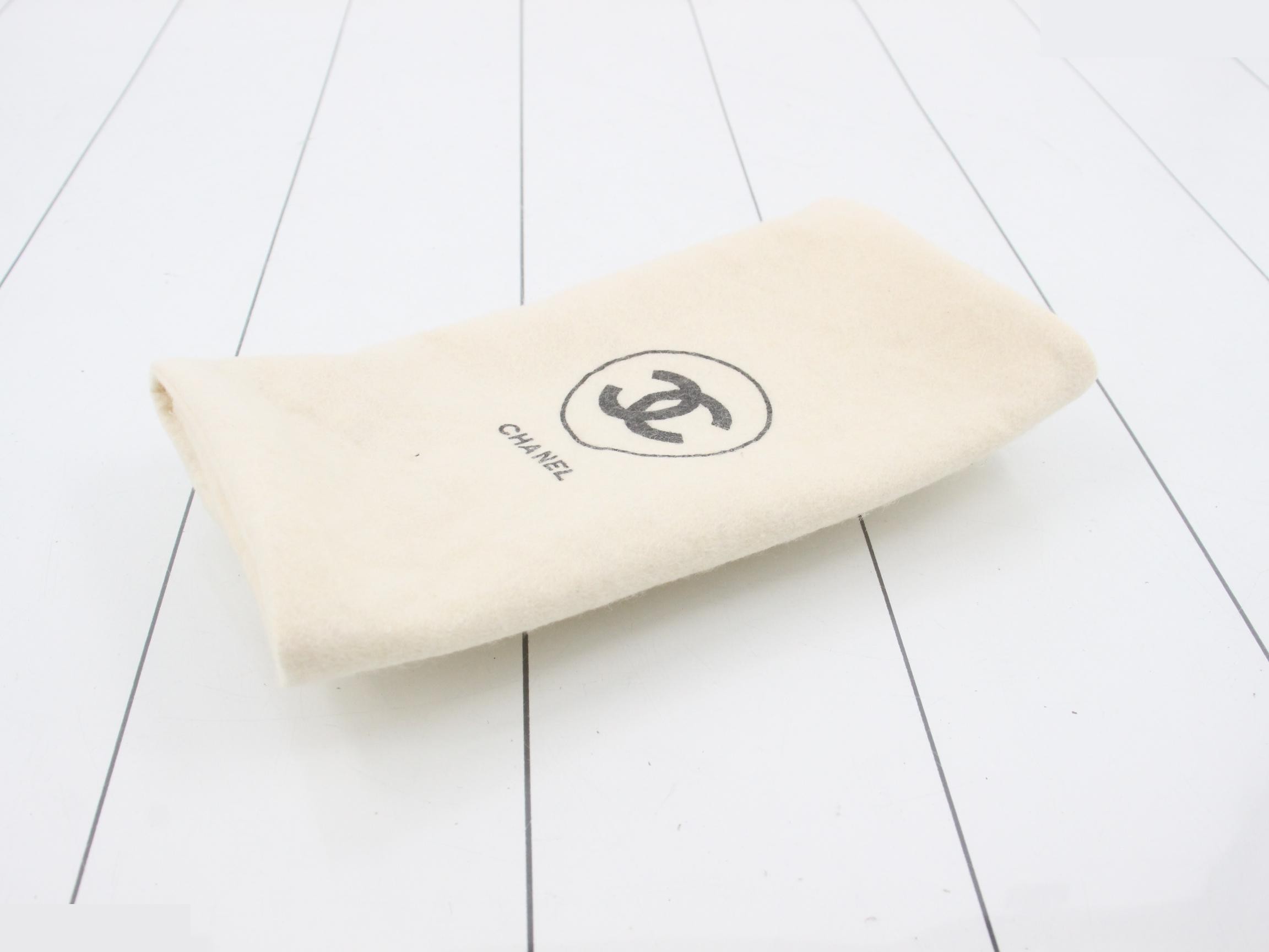 Matelassé (bag) - Shoulder bag — view 7