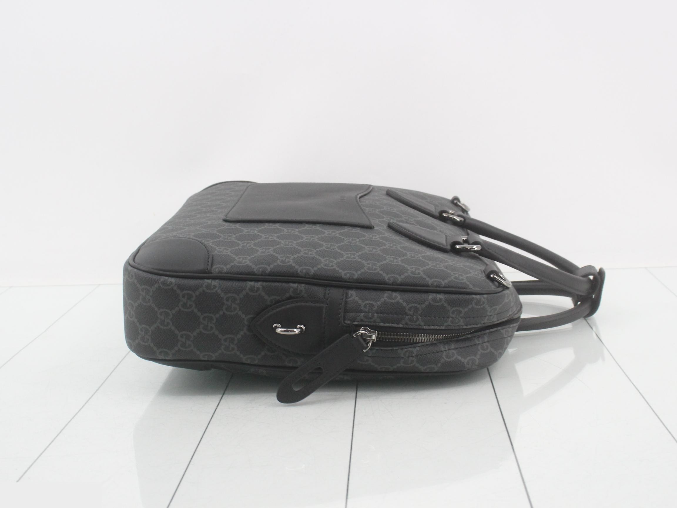 Unused GG Supreme briefcase with strap. — view 3