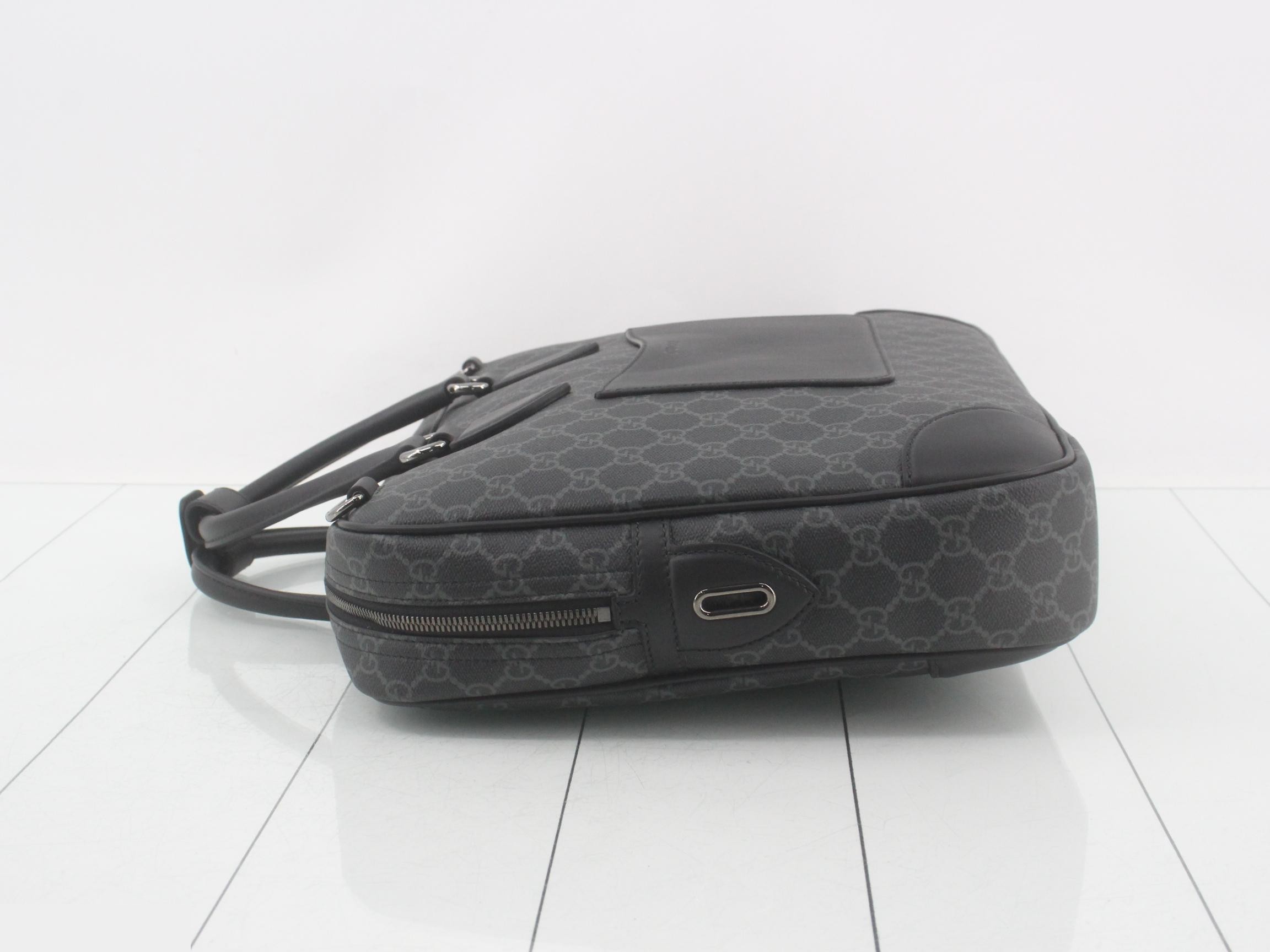 Unused GG Supreme briefcase with strap. — view 4