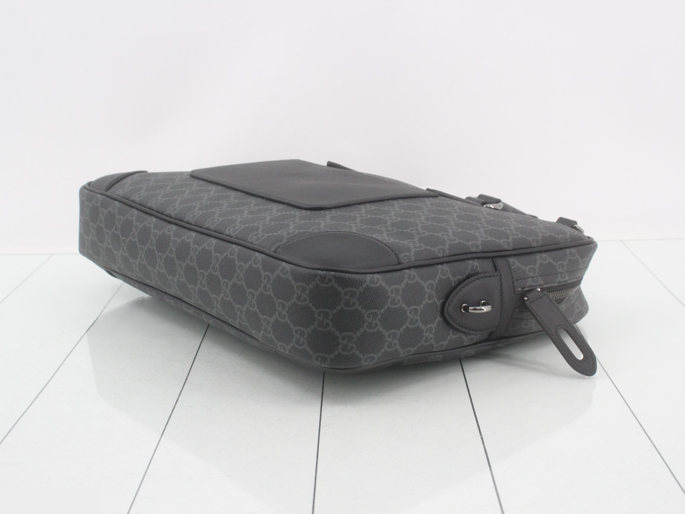 Unused GG Supreme briefcase with strap. — view 6