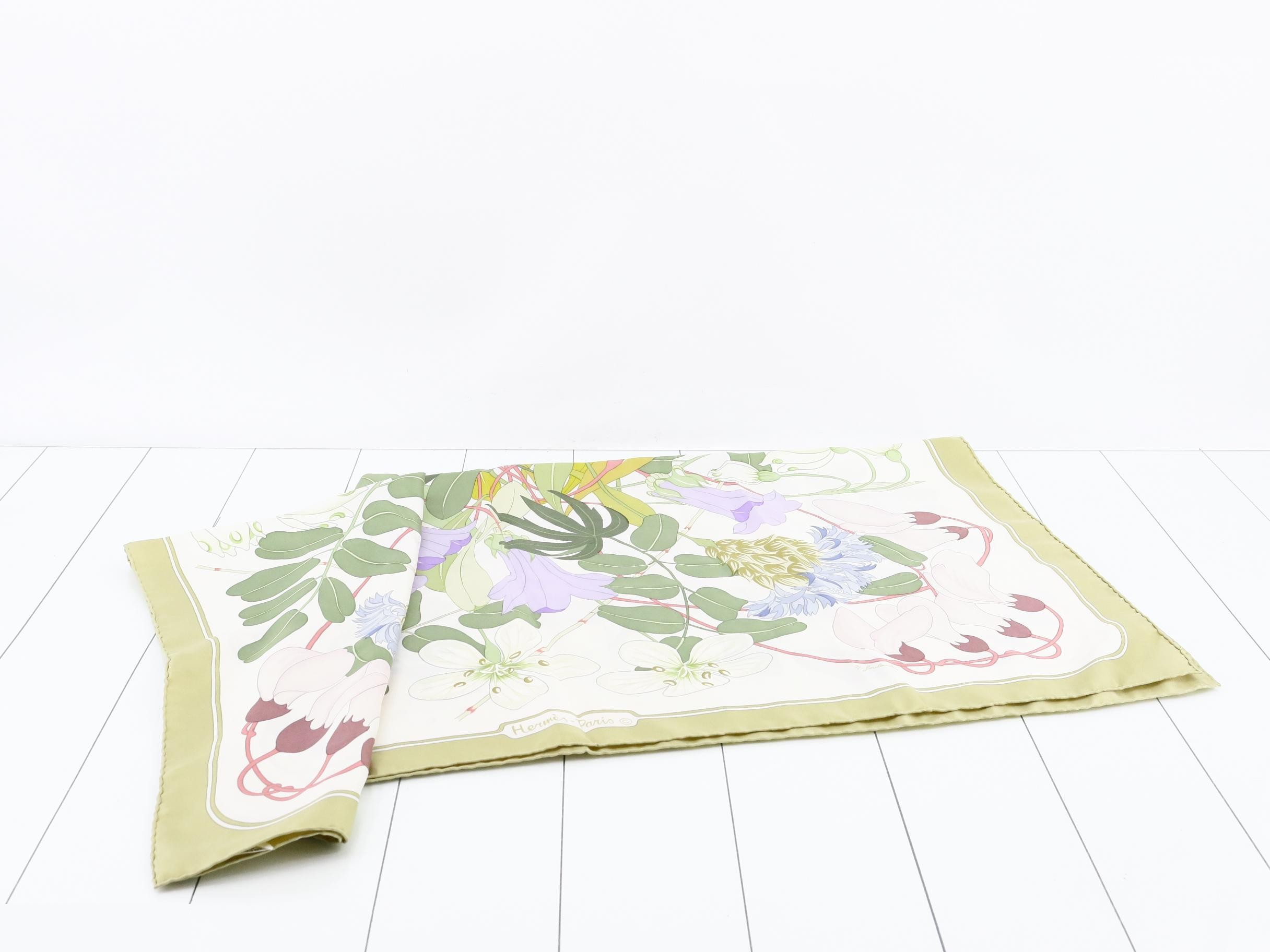 Scarf, Carre, 90 — view 3
