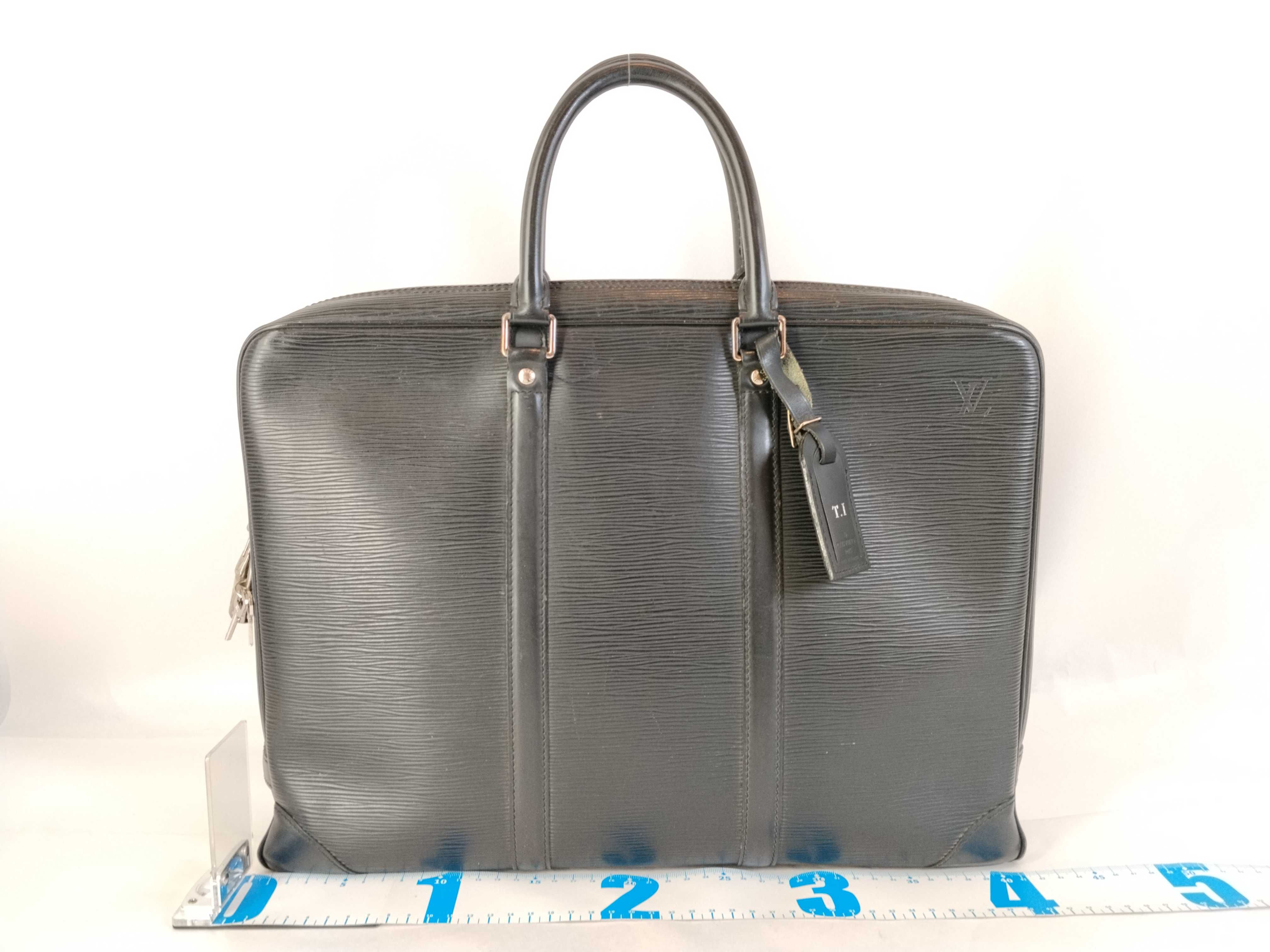 Epi Leather Portedocuments Voyage M59162 BA0026 Black Business Bag — view 2
