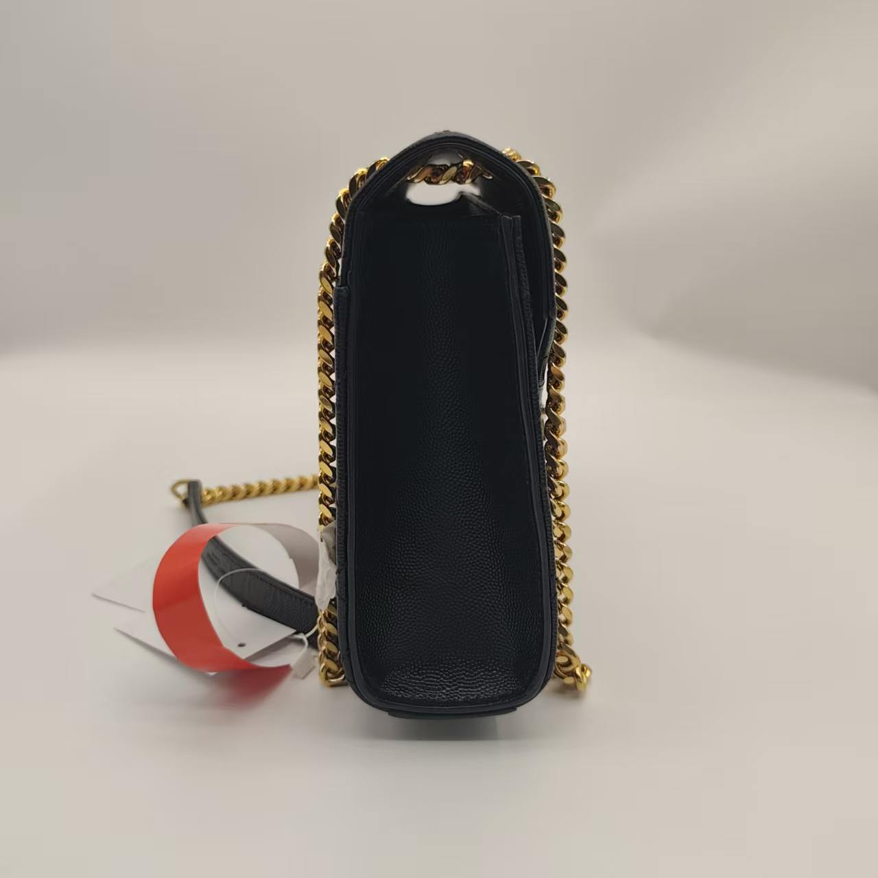 【*Shipped from: China*】SAINT LAURENT Envelope Leather Shoulder Bag — view 4