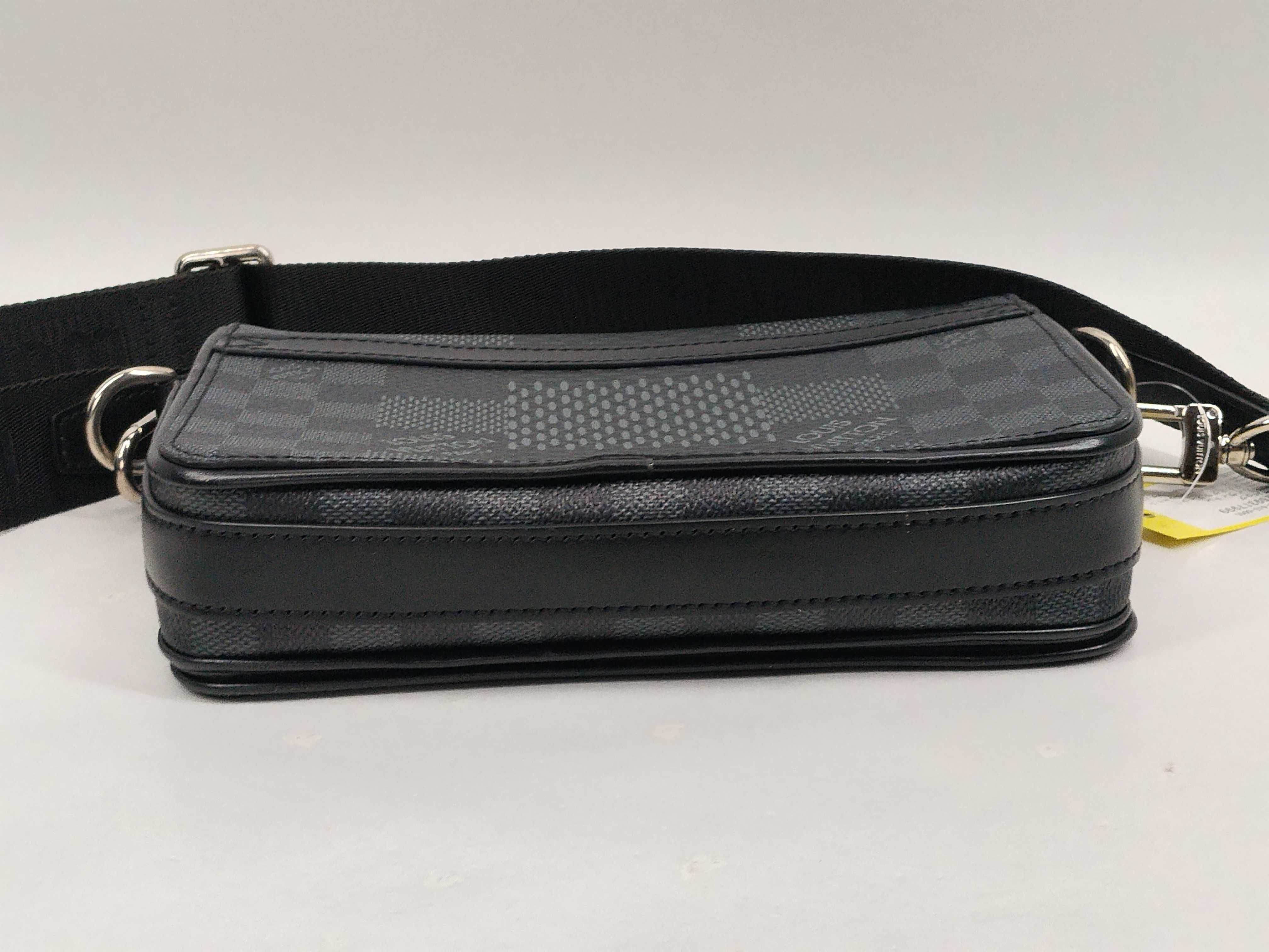 Damier Graphite Studio Messenger Shoulder Bag N50013 IC Chip Shoulder Bag — view 3