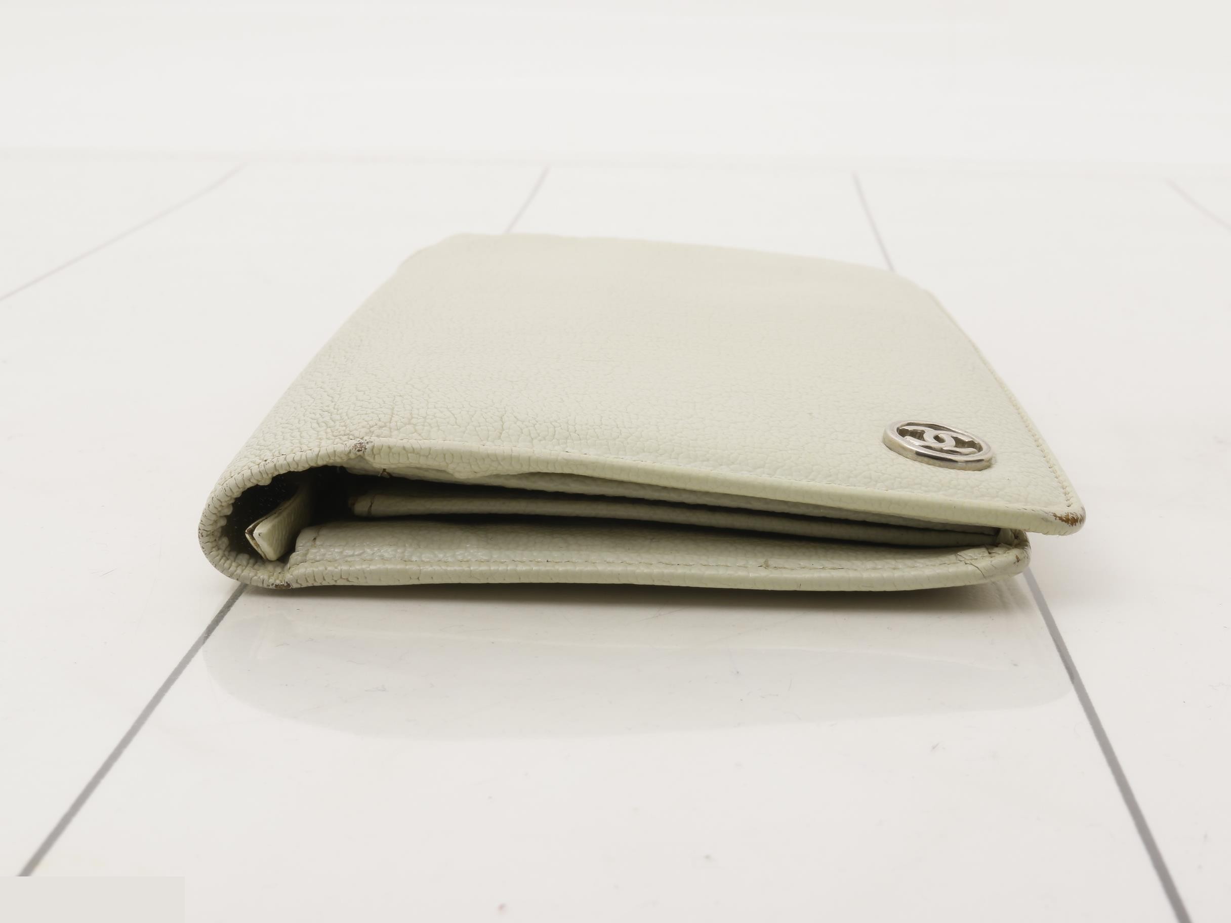 Bi-fold long wallet — view 3
