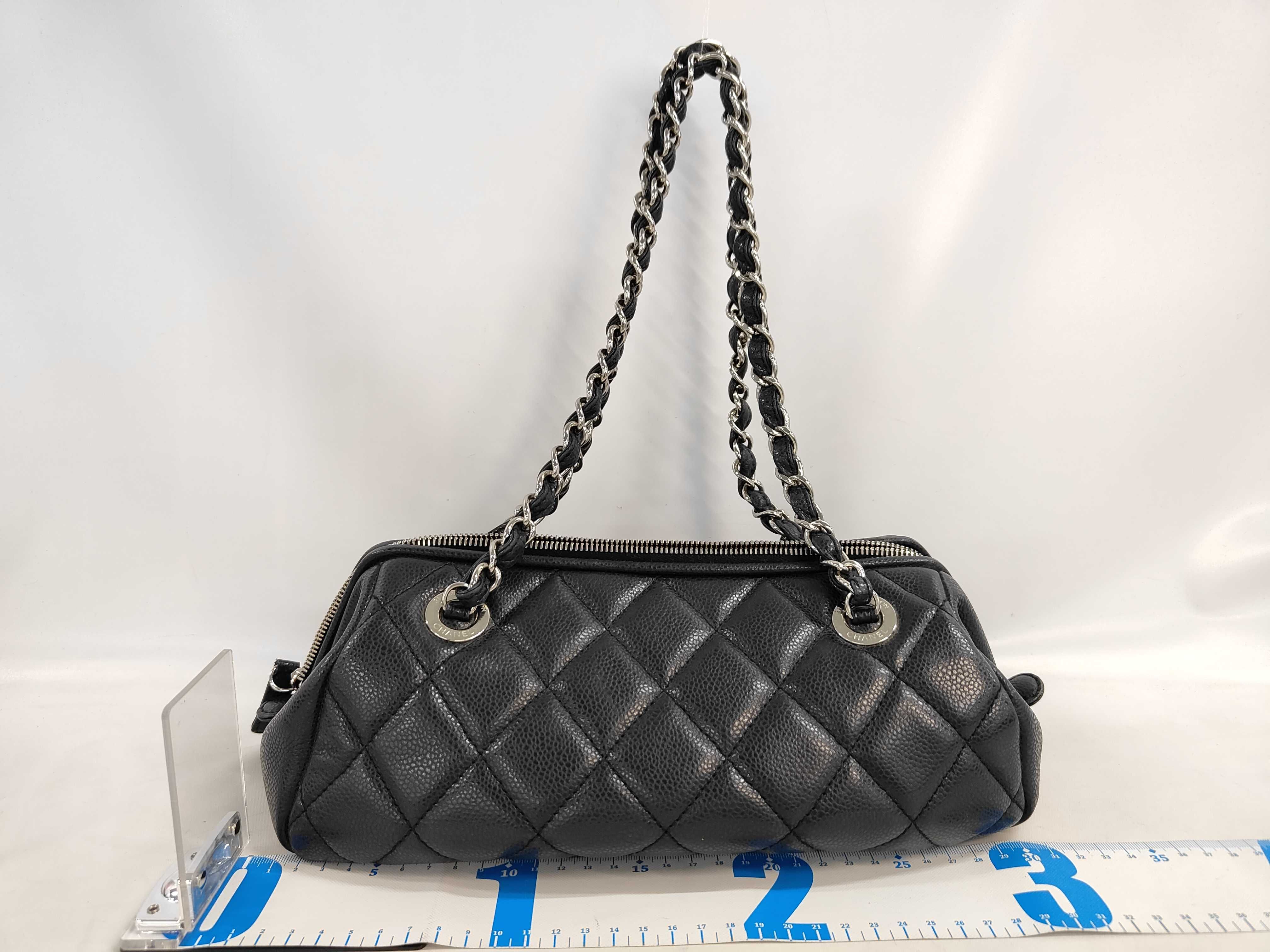 handbag — view 2