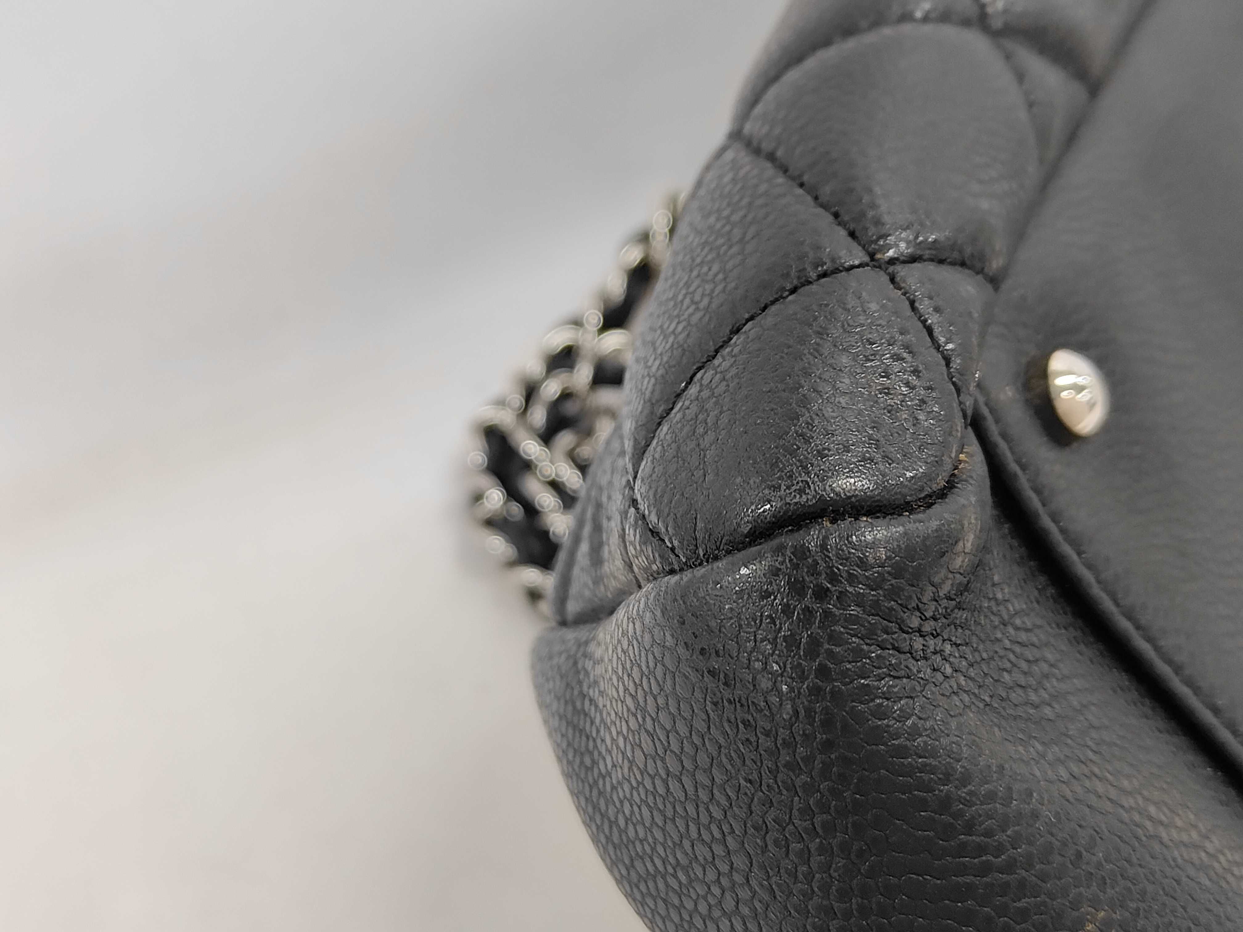 handbag — view 4