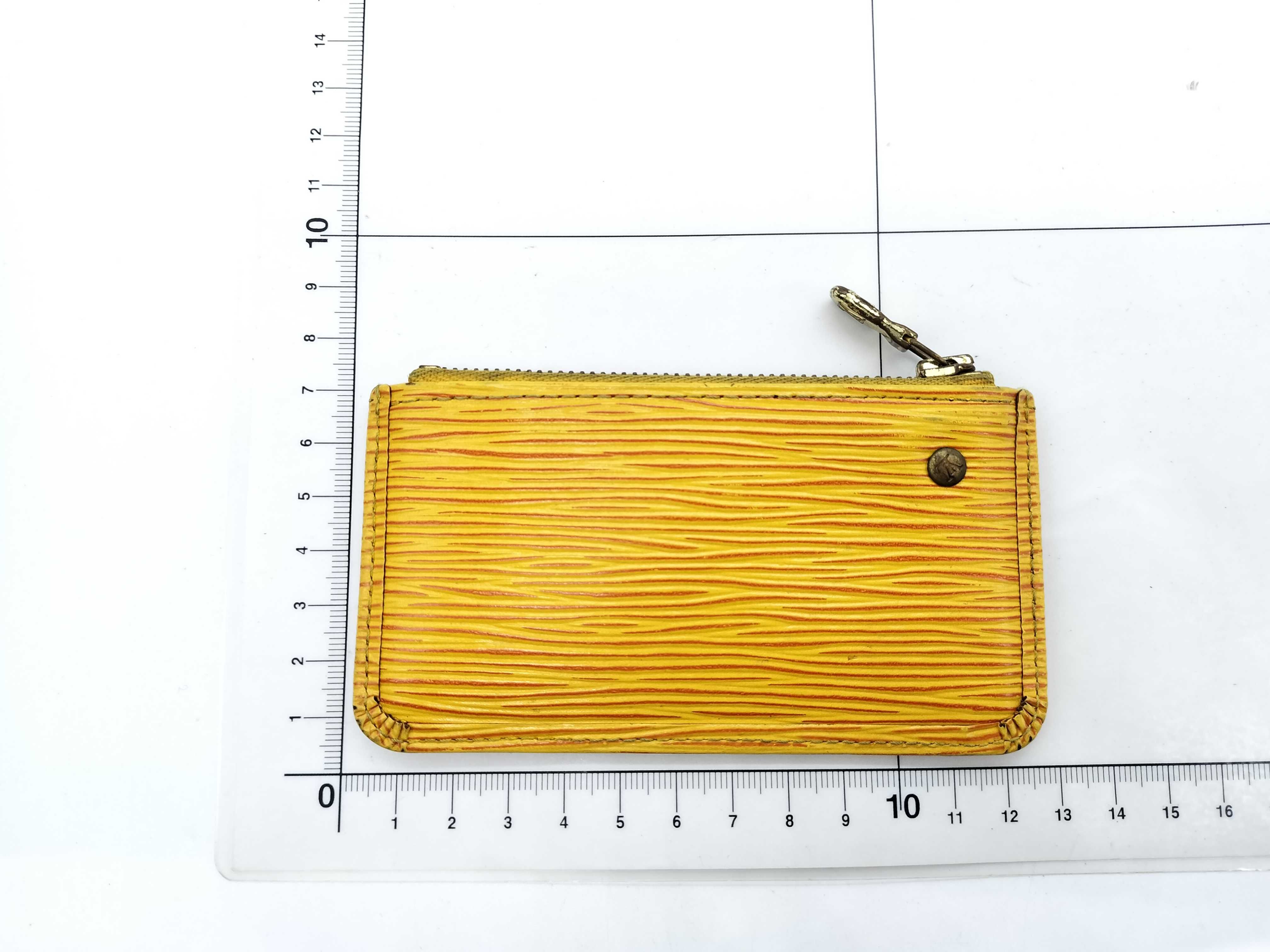 Epi Pochette Clé Coin Case — view 2