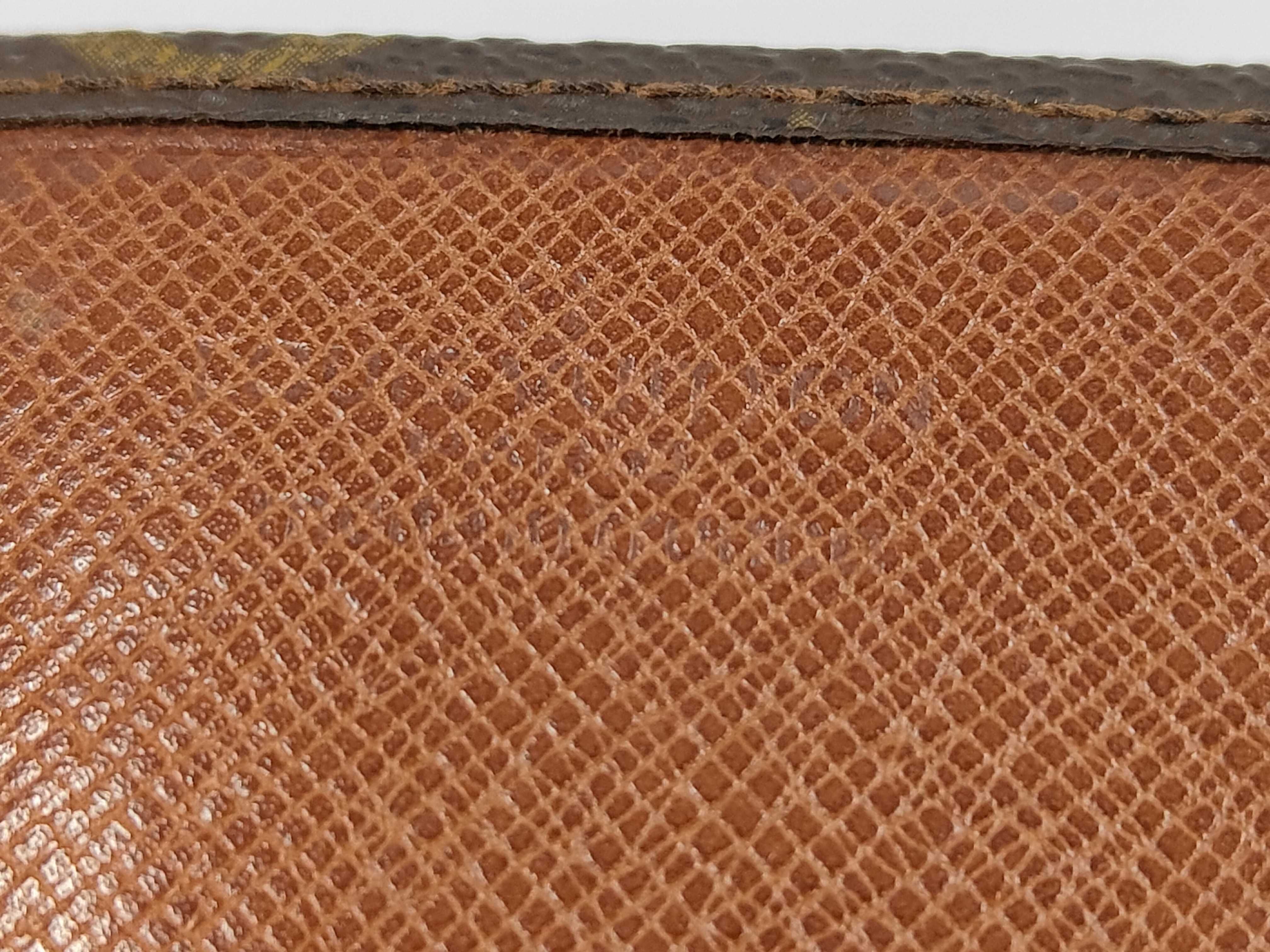 Monogram / Monogram / Model number unknown / 851 / Long wallet / PVC wallet — view 9