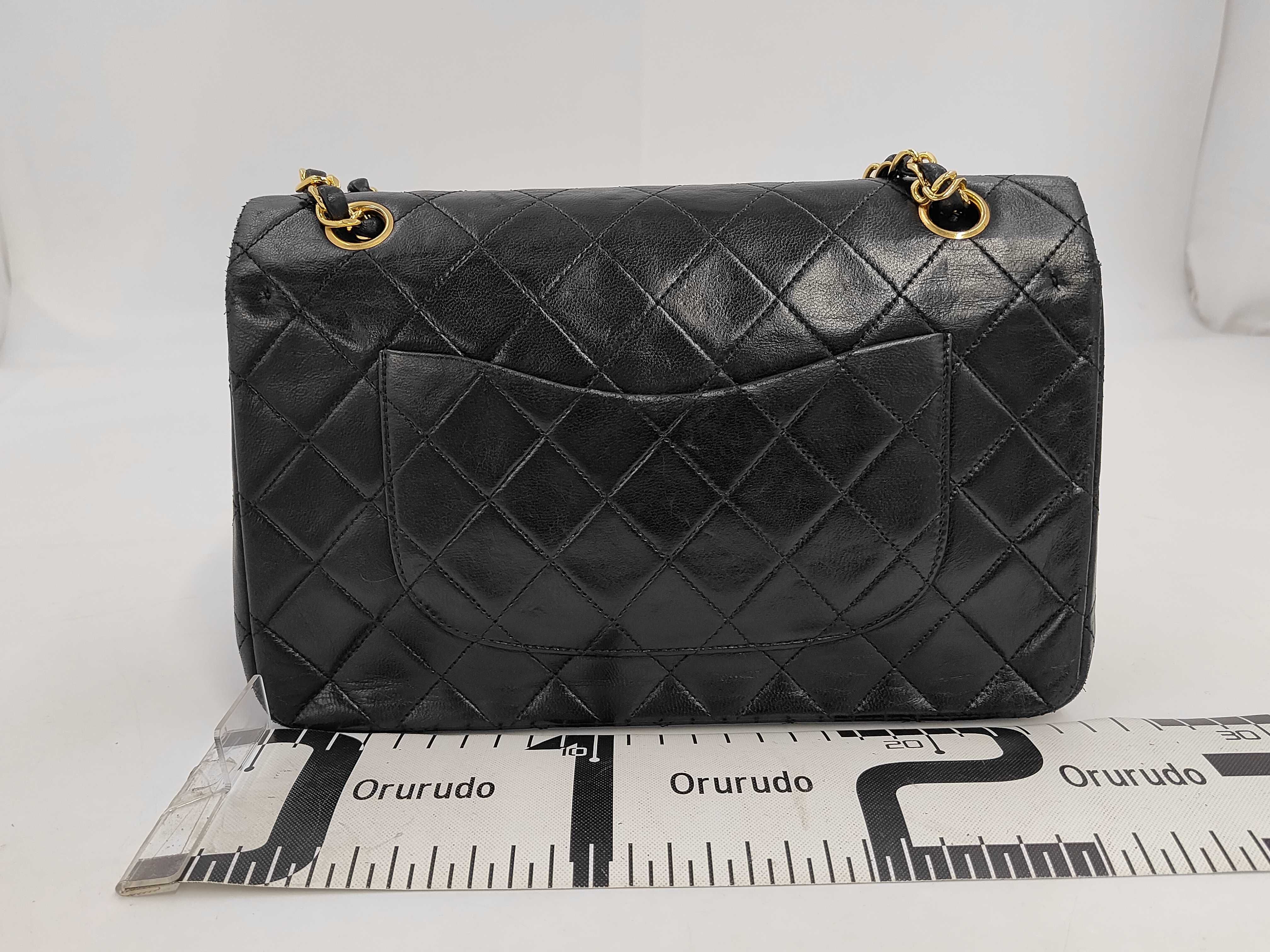 Matelassé 25 Lambskin Double Flap Double Chain Shoulder Bag — view 2