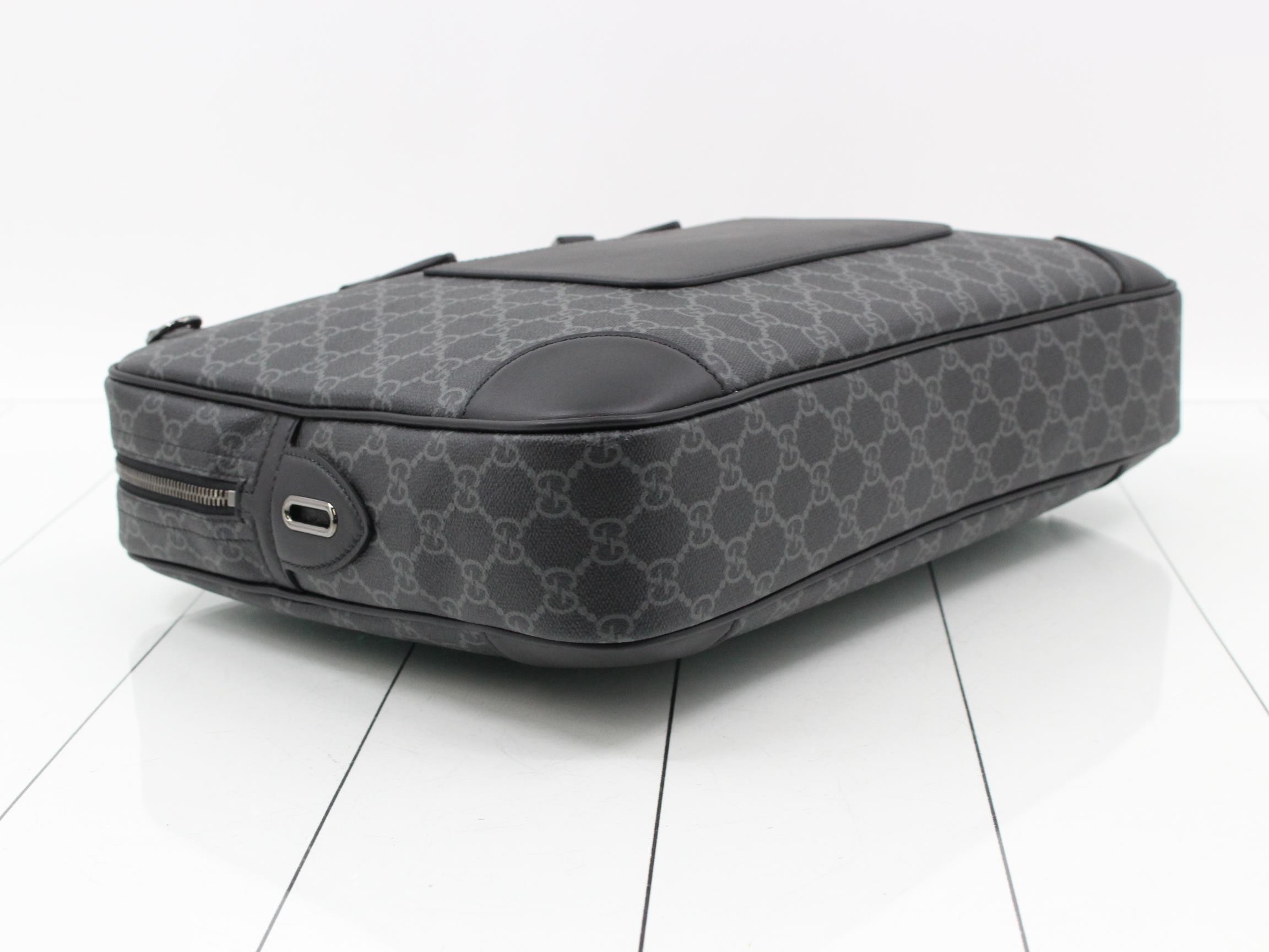Unused GG Supreme briefcase with strap. — view 5
