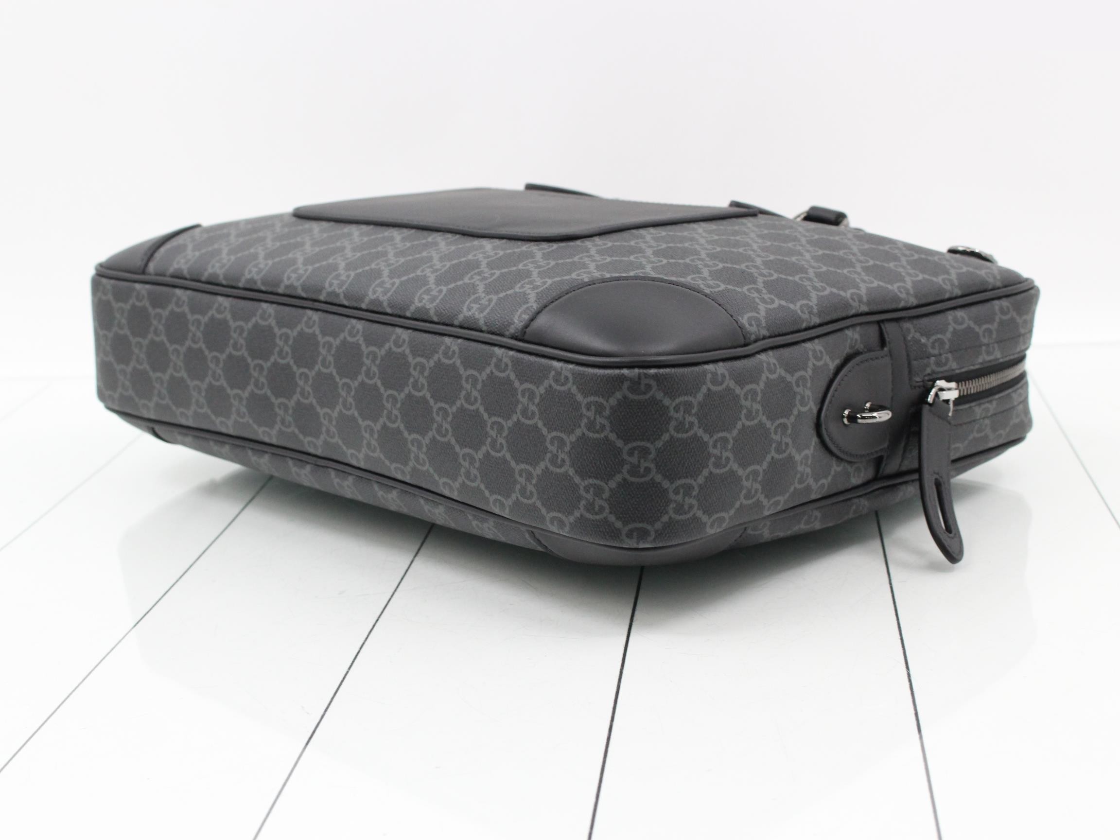 Unused GG Supreme briefcase with strap. — view 6