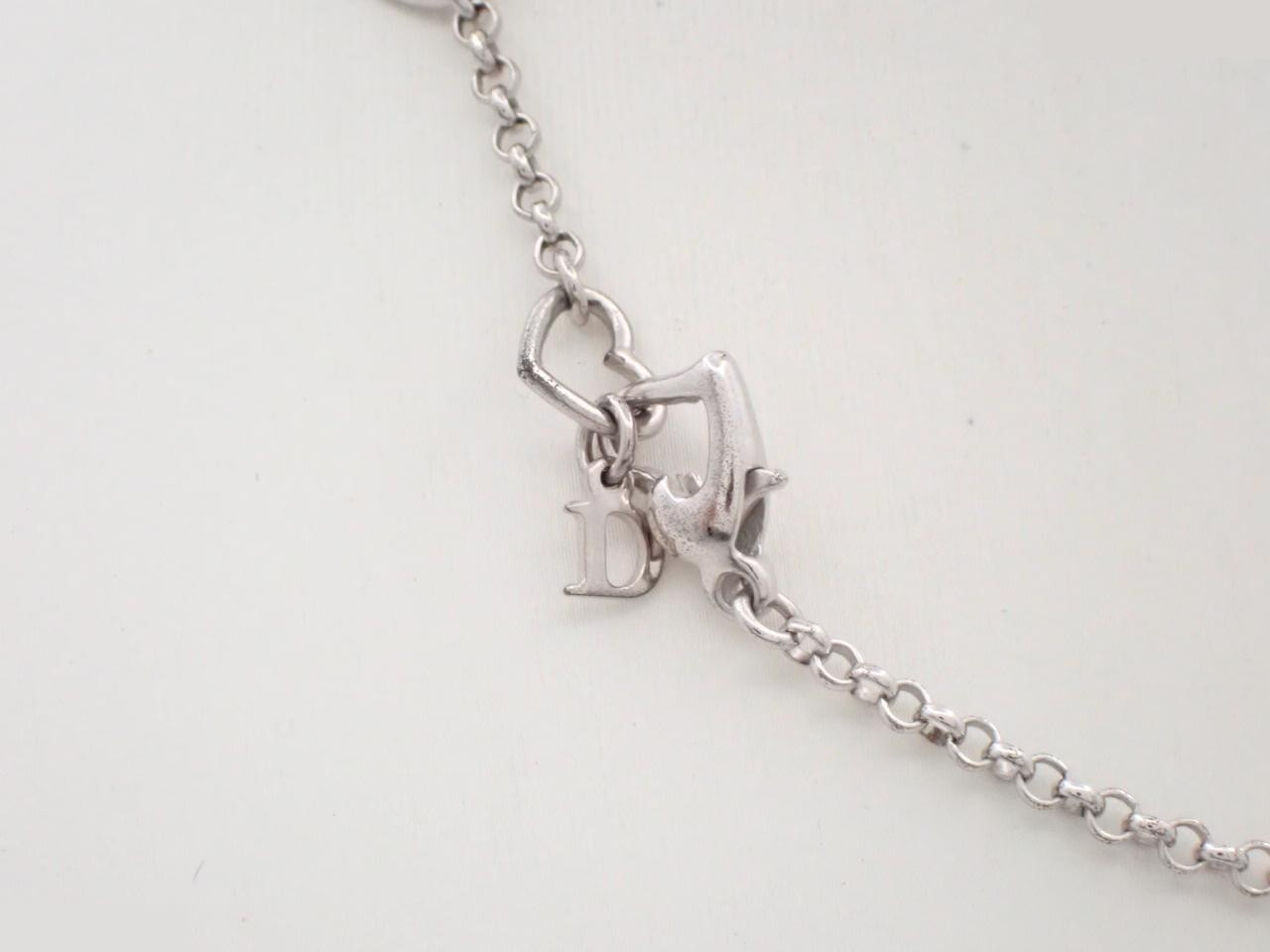 Silver necklace, chain approximately 42cm — view 2