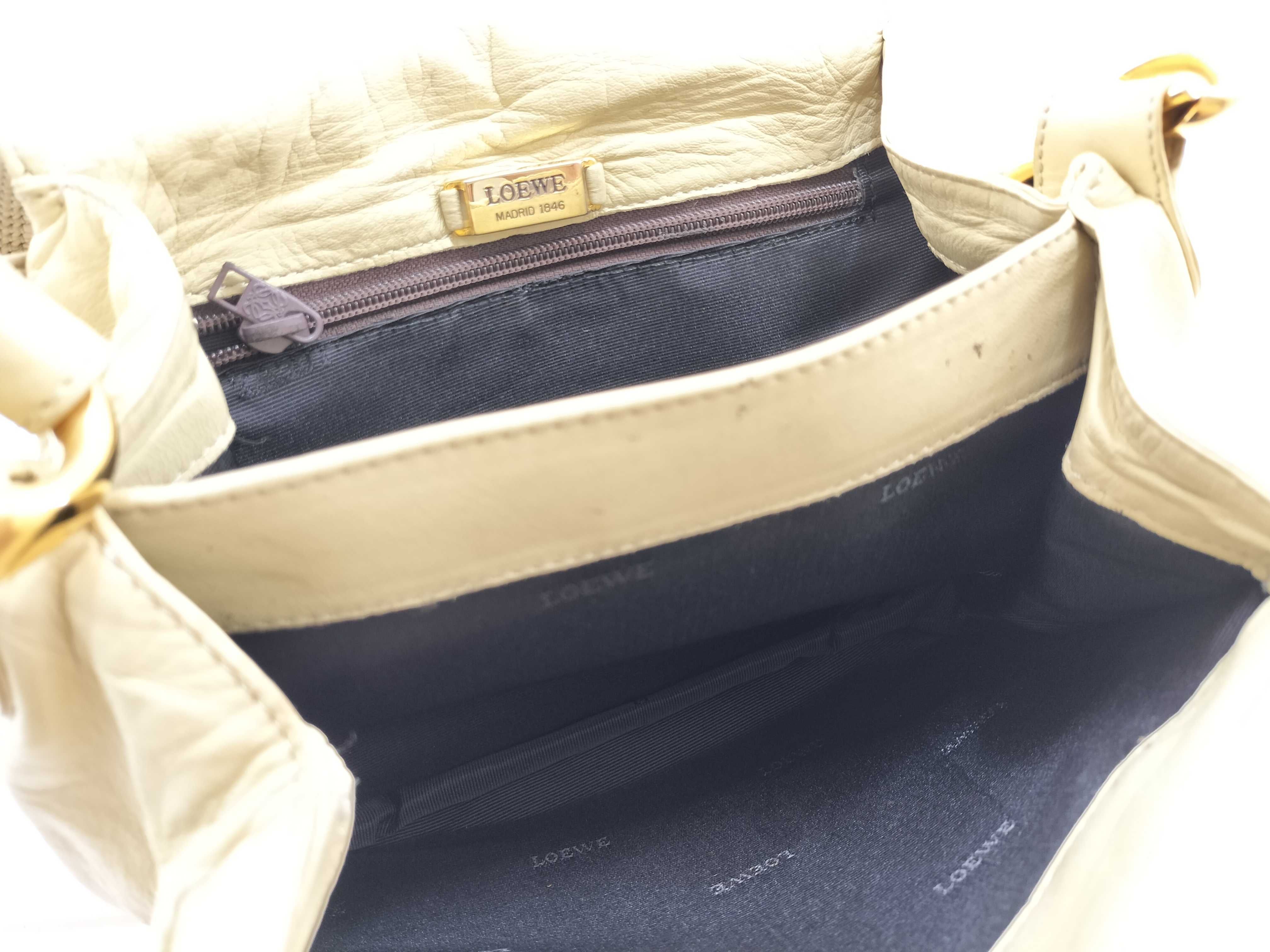 (Loewe) Bag 7 Shoulder Bag — view 10