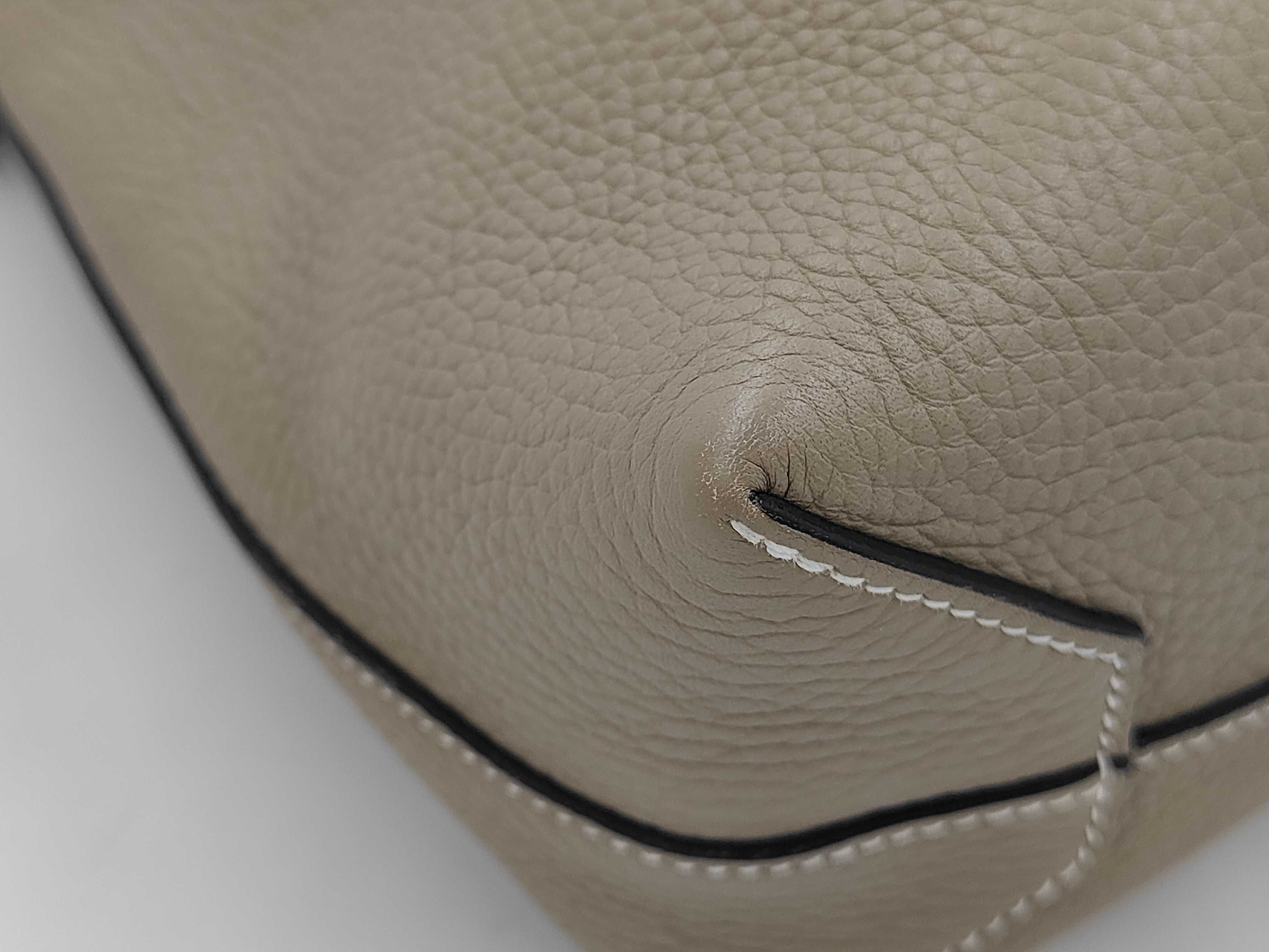 Cabasellier 31 Taurillon Tote Bag — view 3