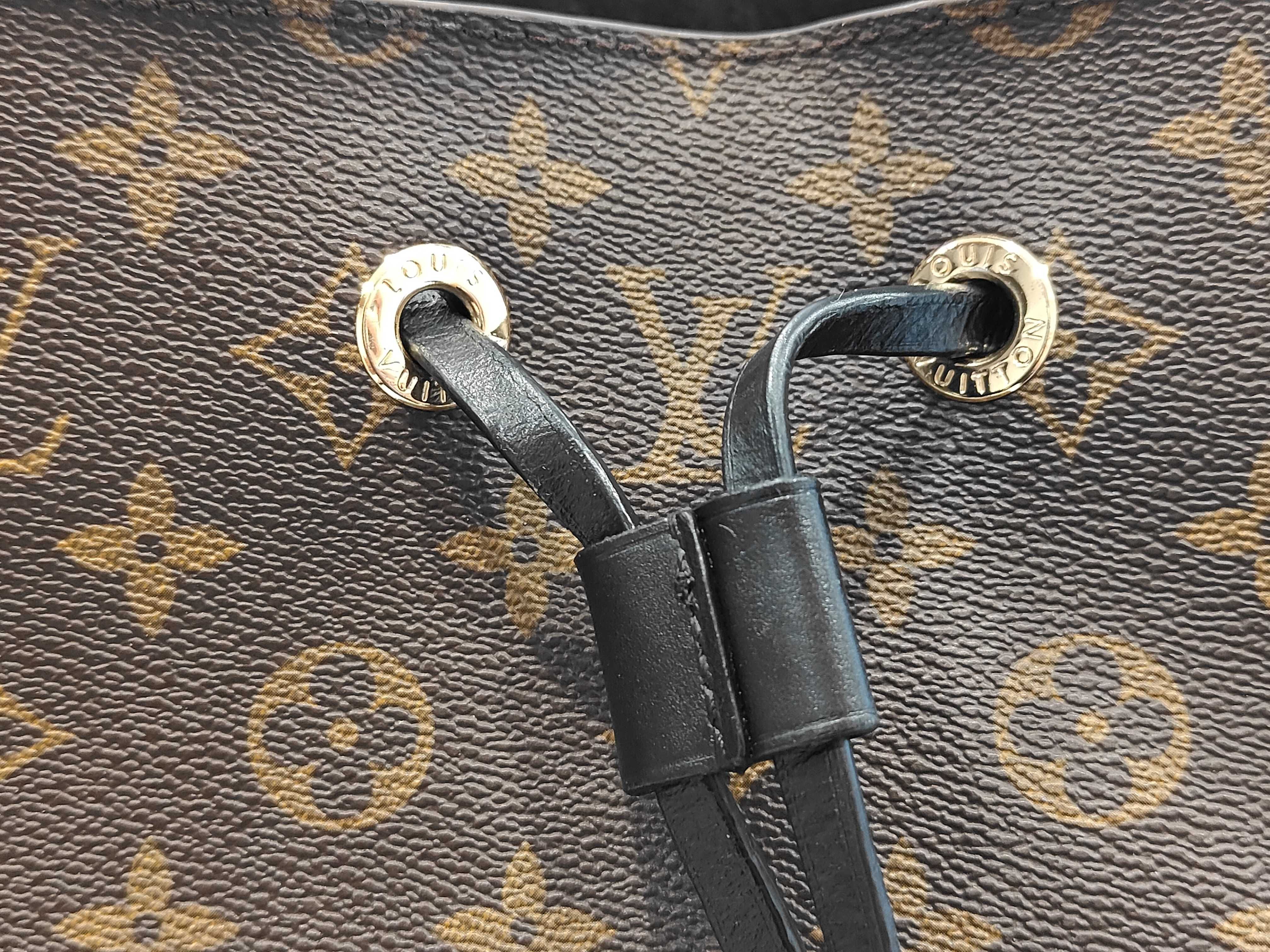 Monogram NeoNoe M44020 SP0127 Shoulder Bag — view 8