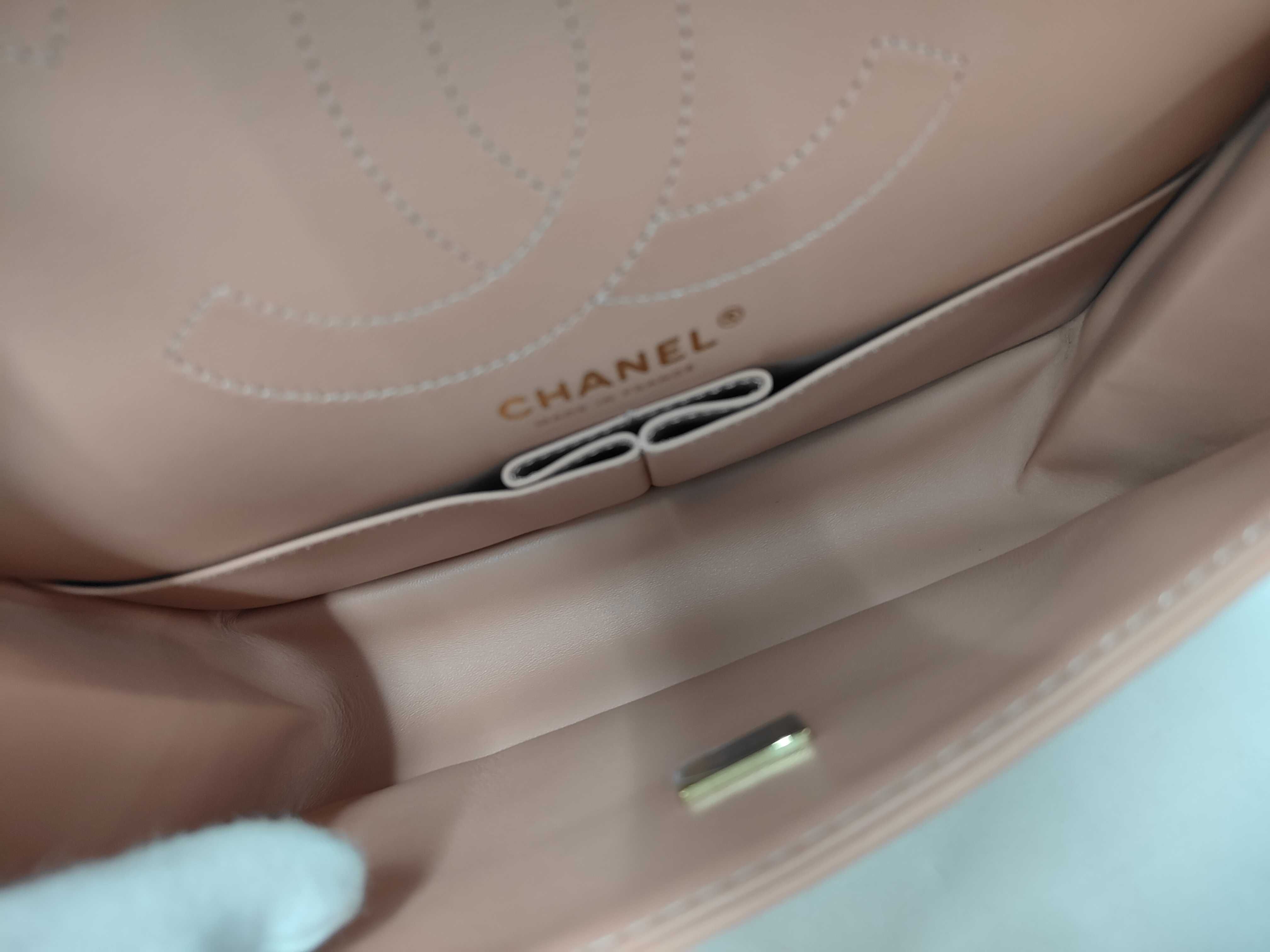 BAG 2.55 REISSUE LAMBSKIN MATELASSE WFLAP GHW MICROCHIP L58P99X9 Shoulder Bag — view 8