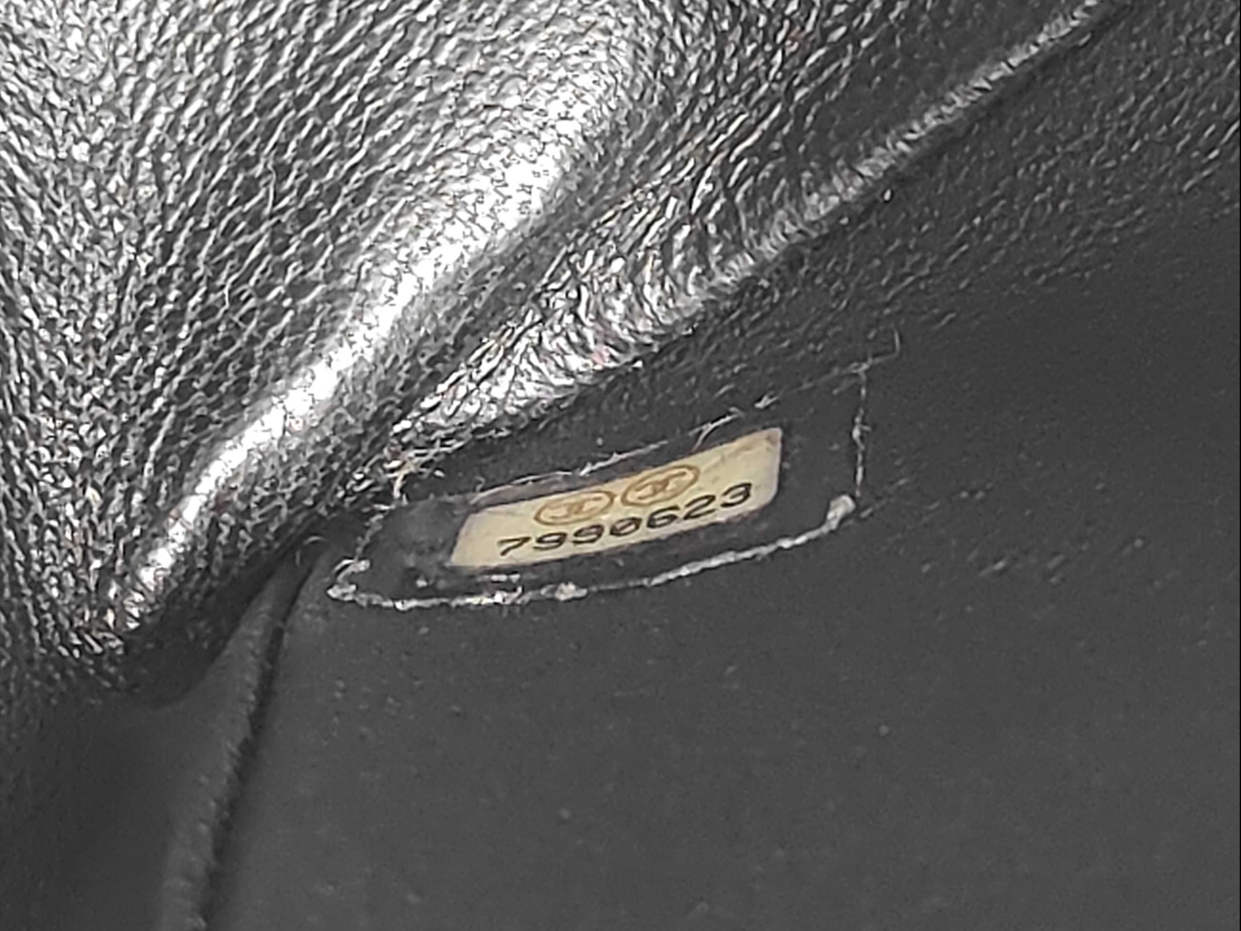 Matelassé Chain Shoulder Bag, Caviar Leather, Black with Gold Hardware, 7990623 (Shoulder Bag) — view 15