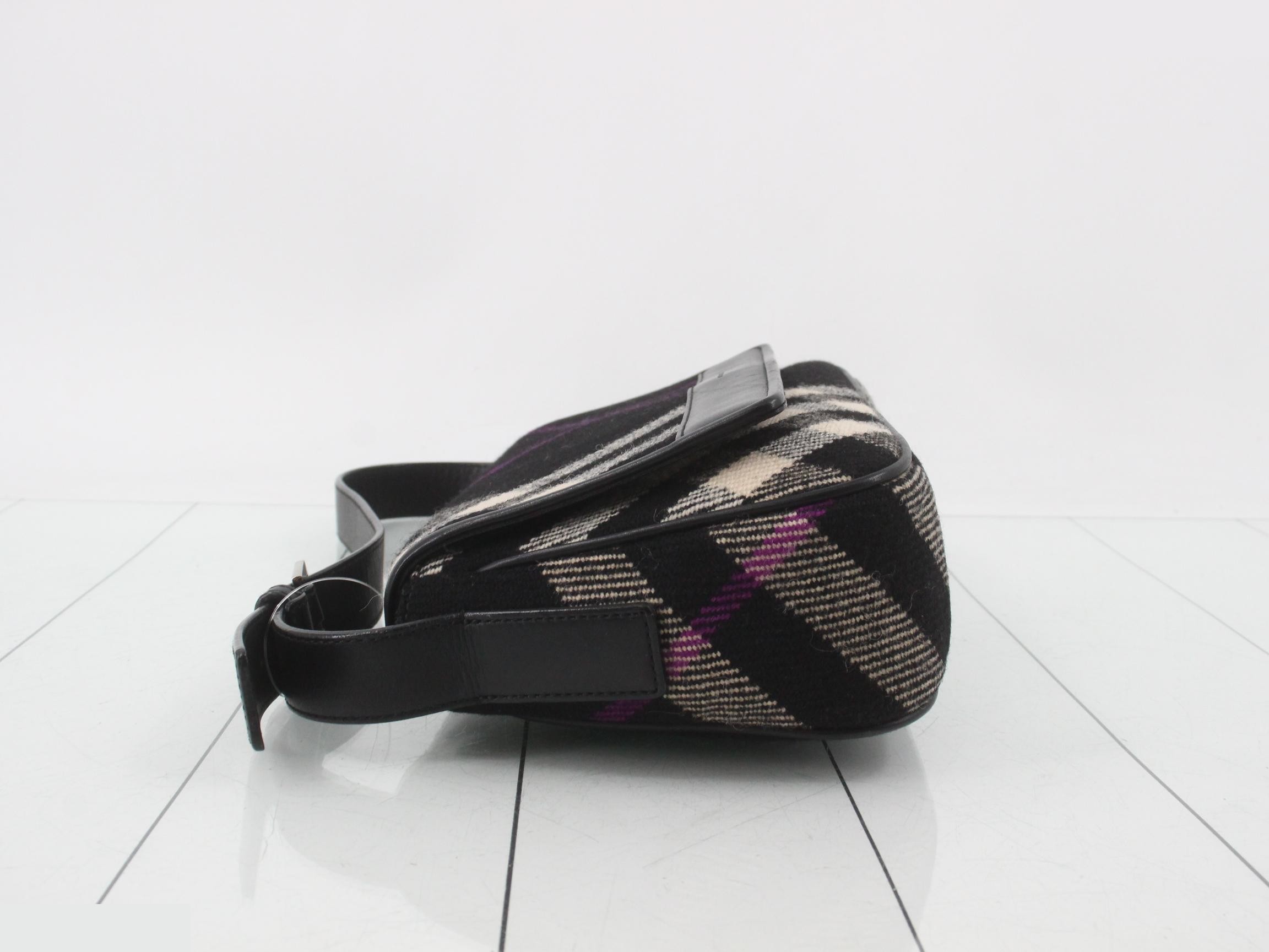 Other lines: Wool Nova Check Bags/Shoulder Bags — view 4