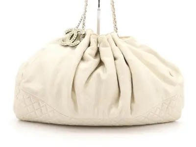 Matelassé Coco Mark Chain Shoulder Bag