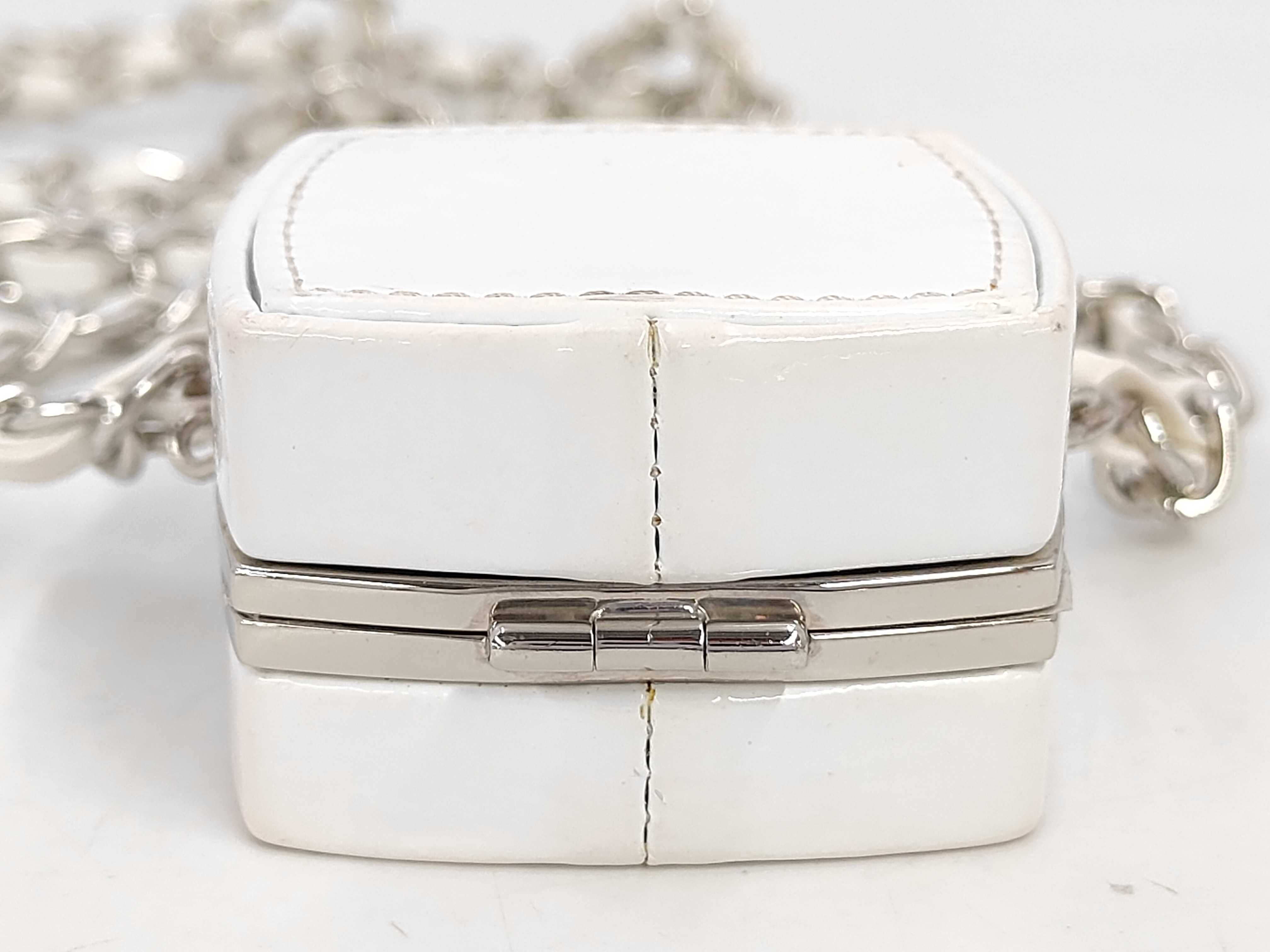 Small Item Case, Patent Leather, Chain Bag — view 4