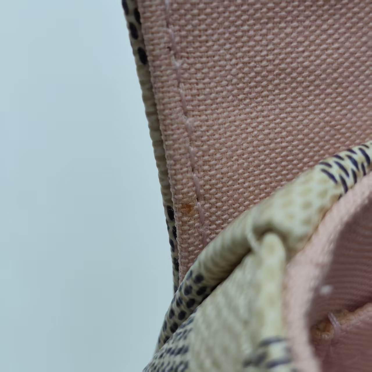 【*Shipped from: China*】LOUIS VUITTON Croisette PU Shoulder Bag — view 11