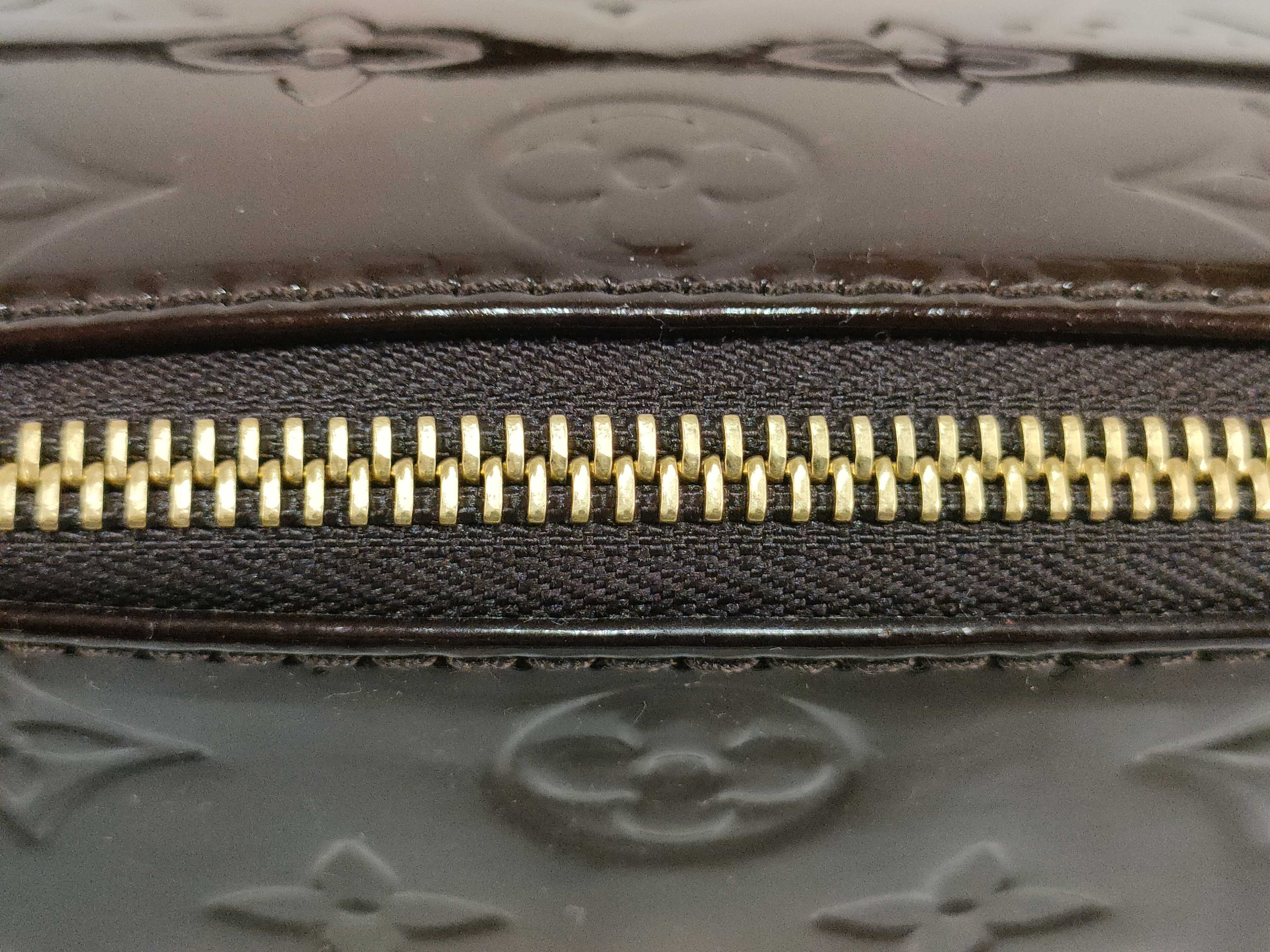 Vernis LV Vernis Sherwood PM Amarante Handbag — view 10