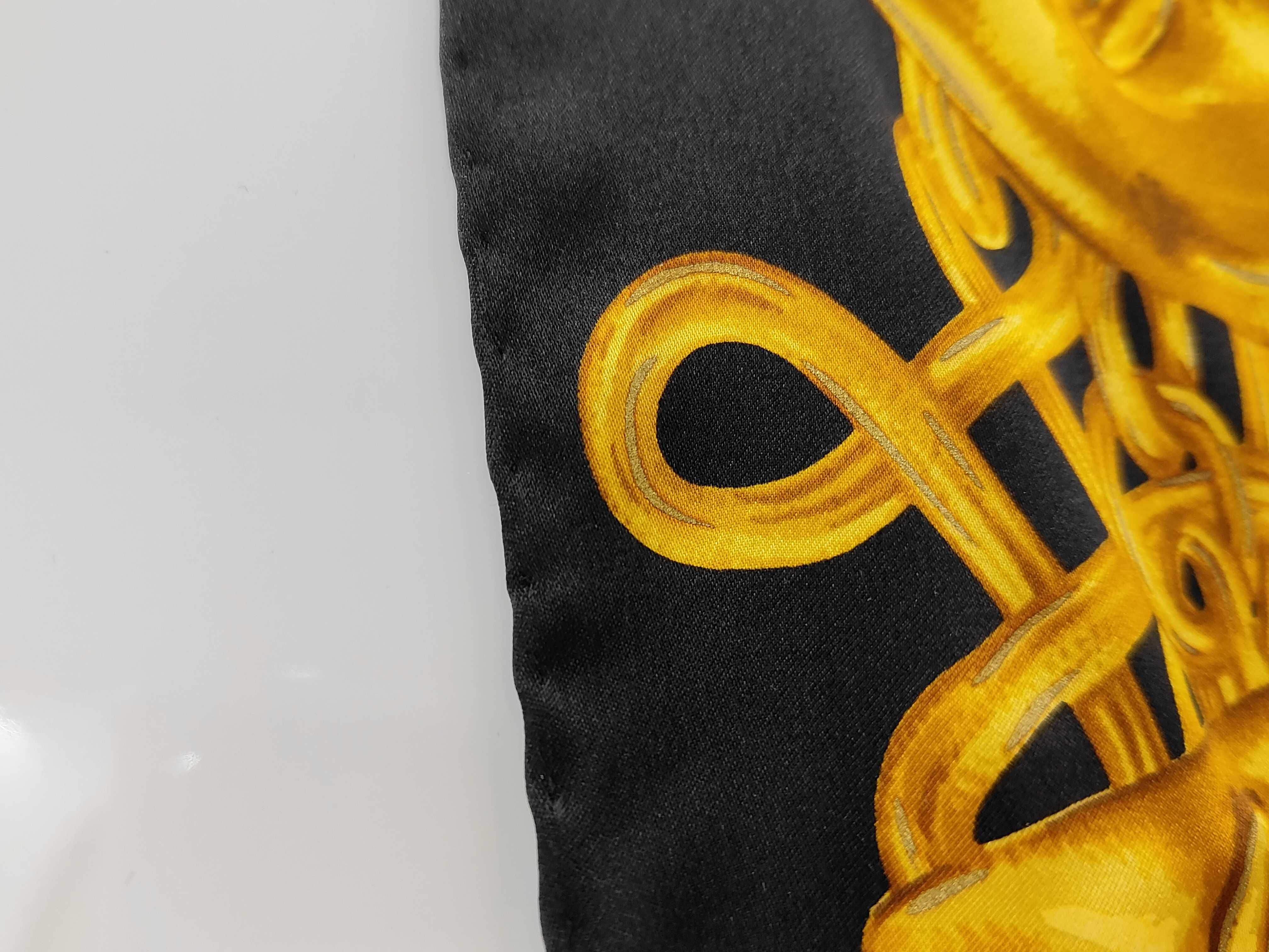 (Chanel) Jewelry Pattern Scarf and Other Accessories — view 6