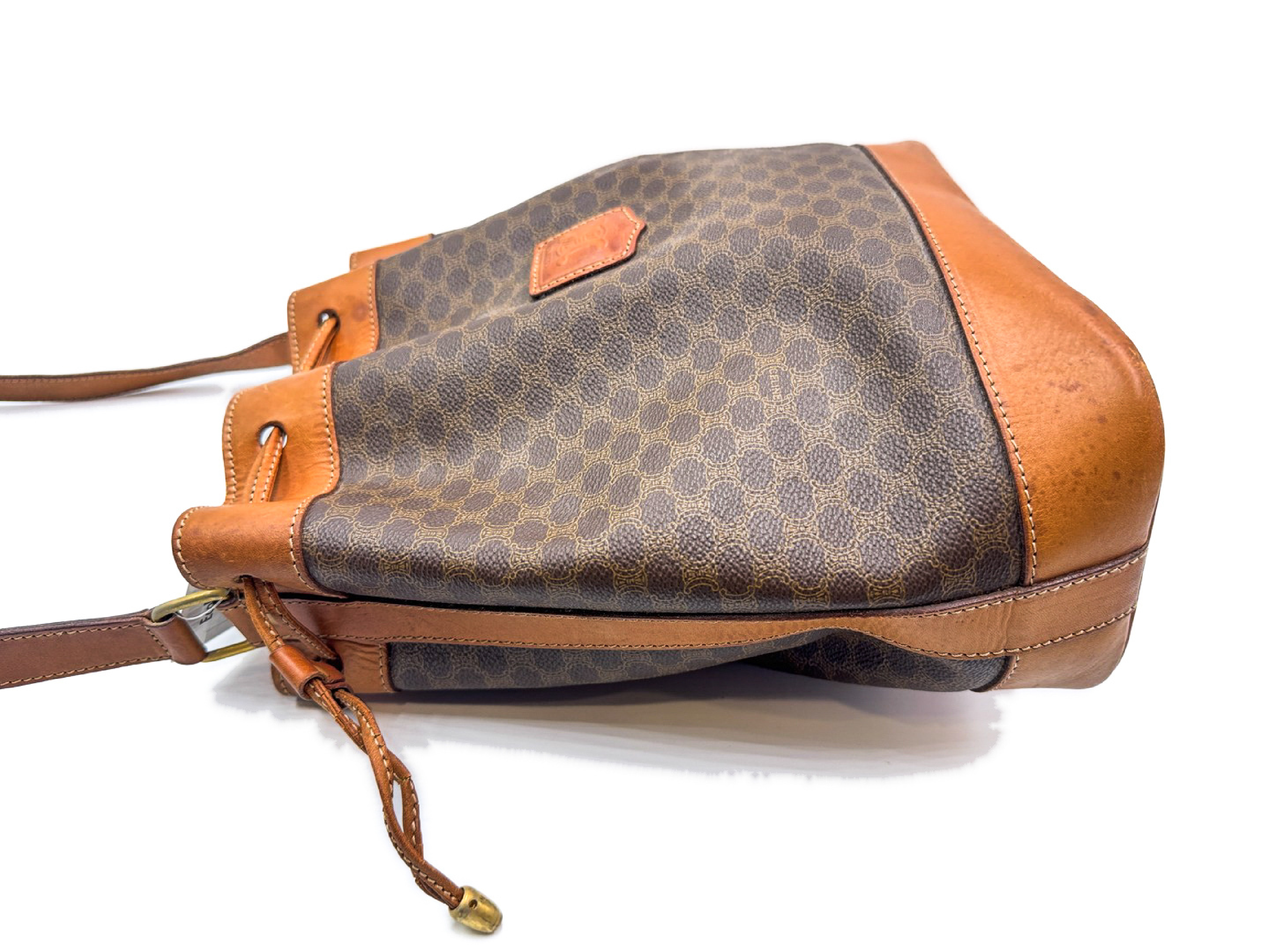 Macadam Pattern Drawstring Shoulder Bag Leather Shoulder Bag — view 4