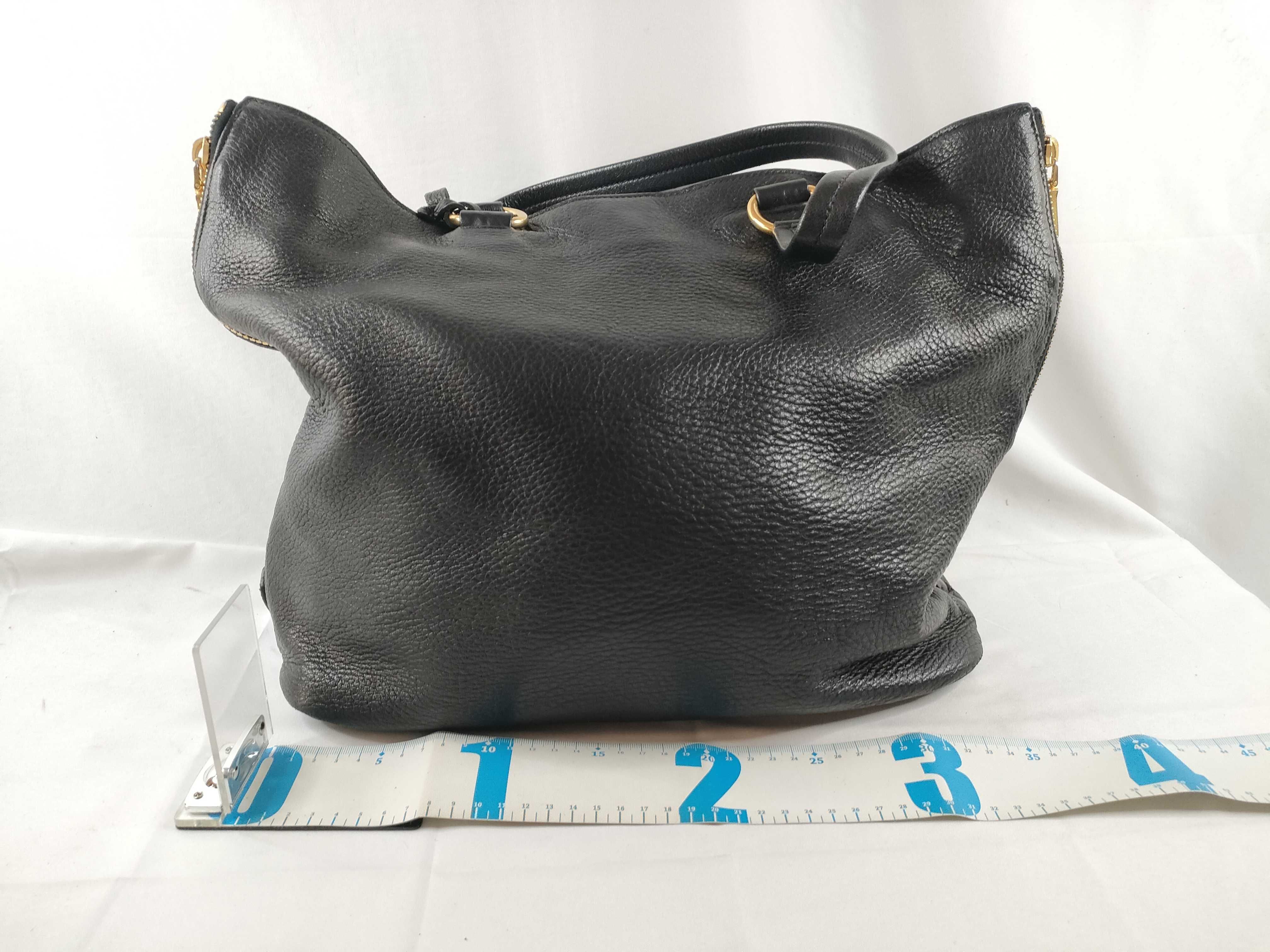 Vitello Daino Side-Zip Shoulder Bag Black BR4372 Tote Bag — view 2