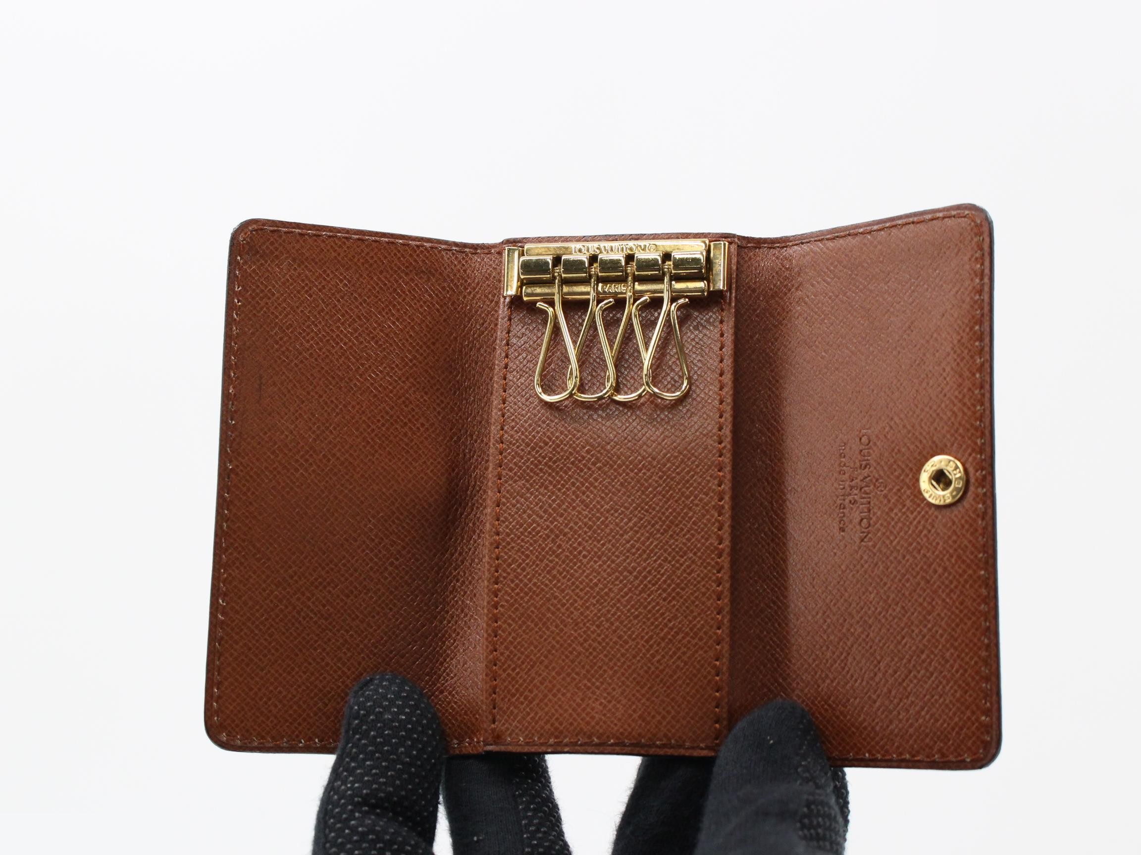 Monogram Multicles 4 (older model) key case — view 4