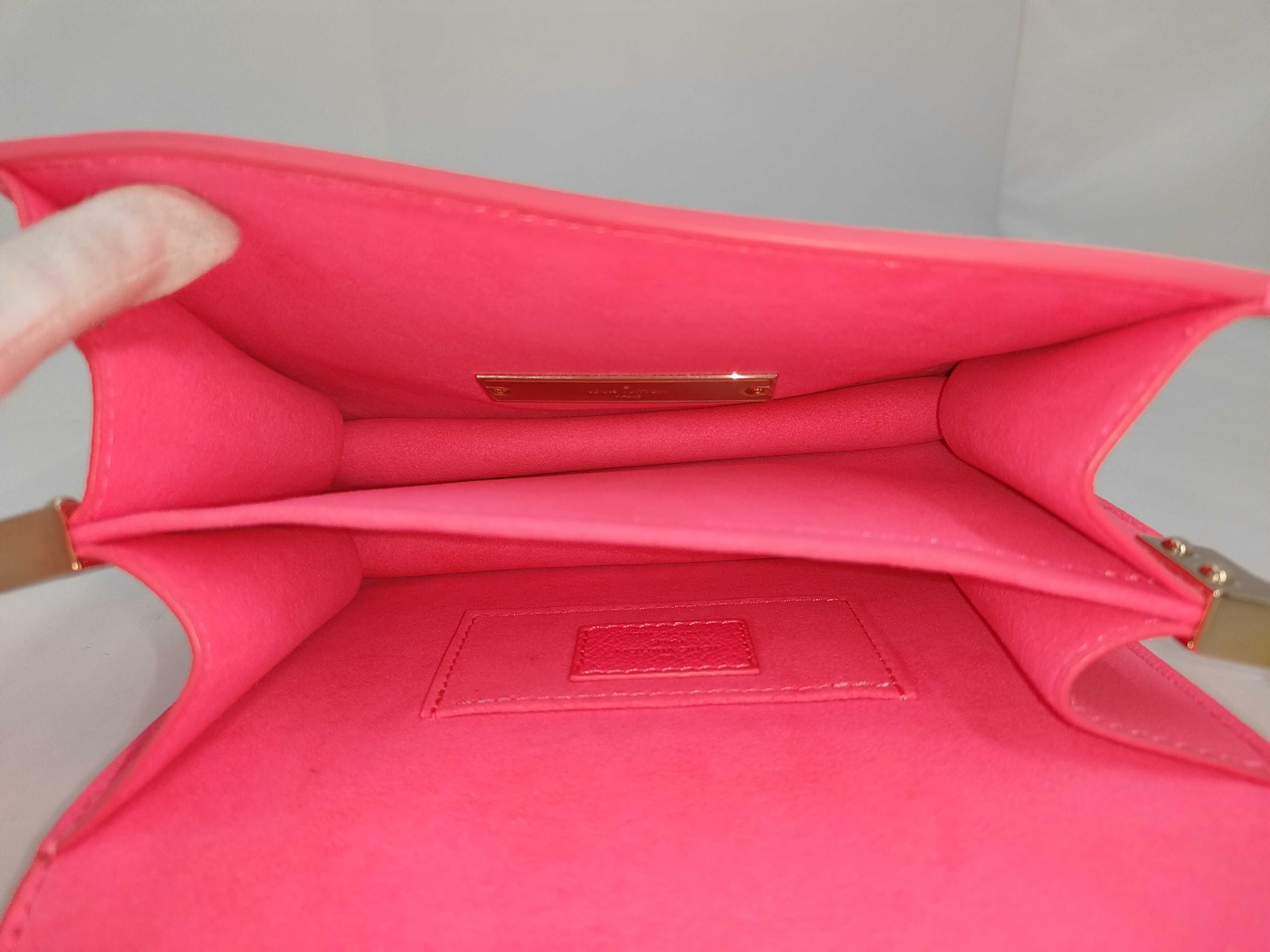 Dauphine MINI Shoulder Bag M20747 Pink Shoulder Bag — view 5