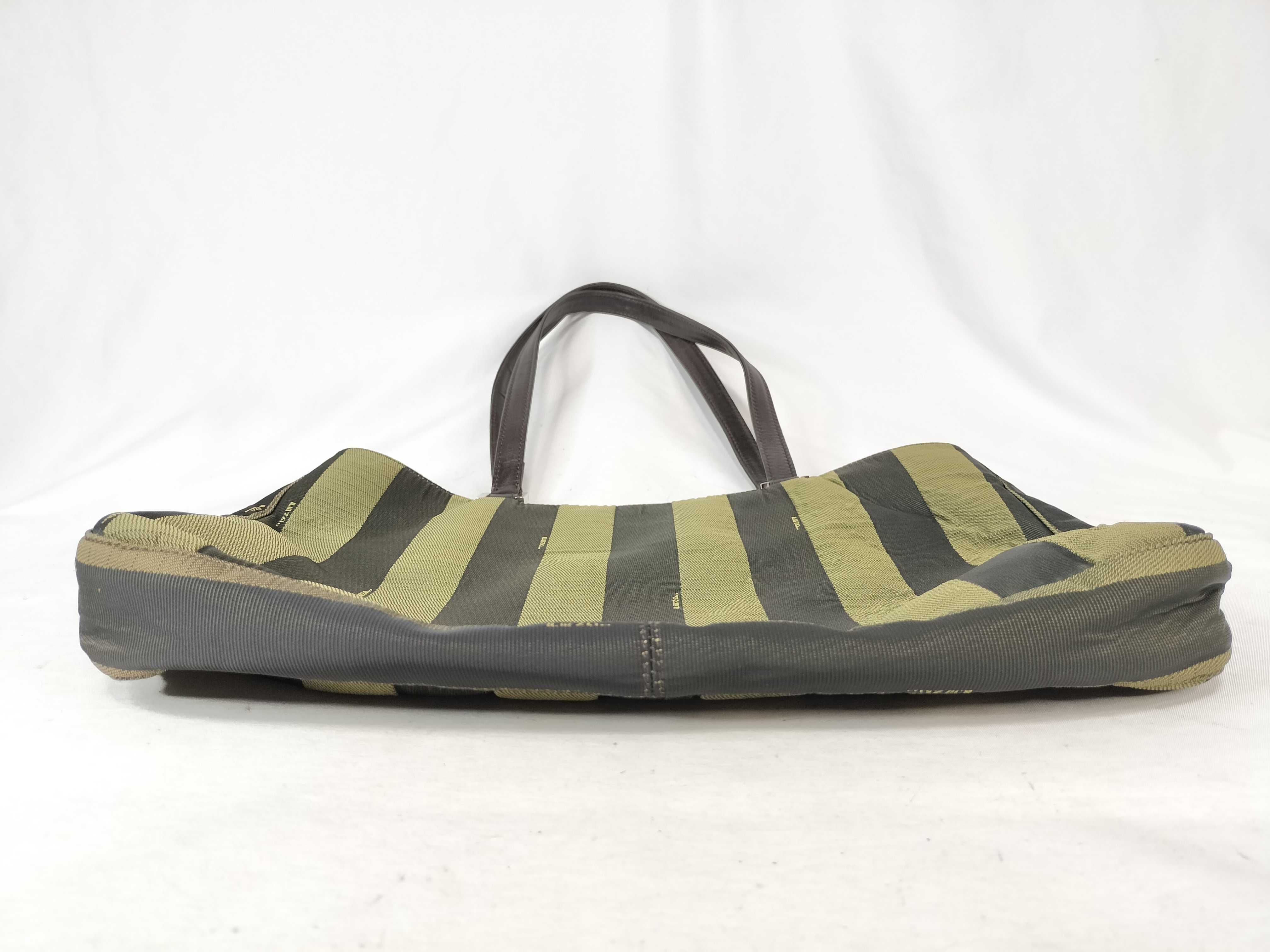 Pecan Pattern Nylon Leather Handle Tote Bag — view 7