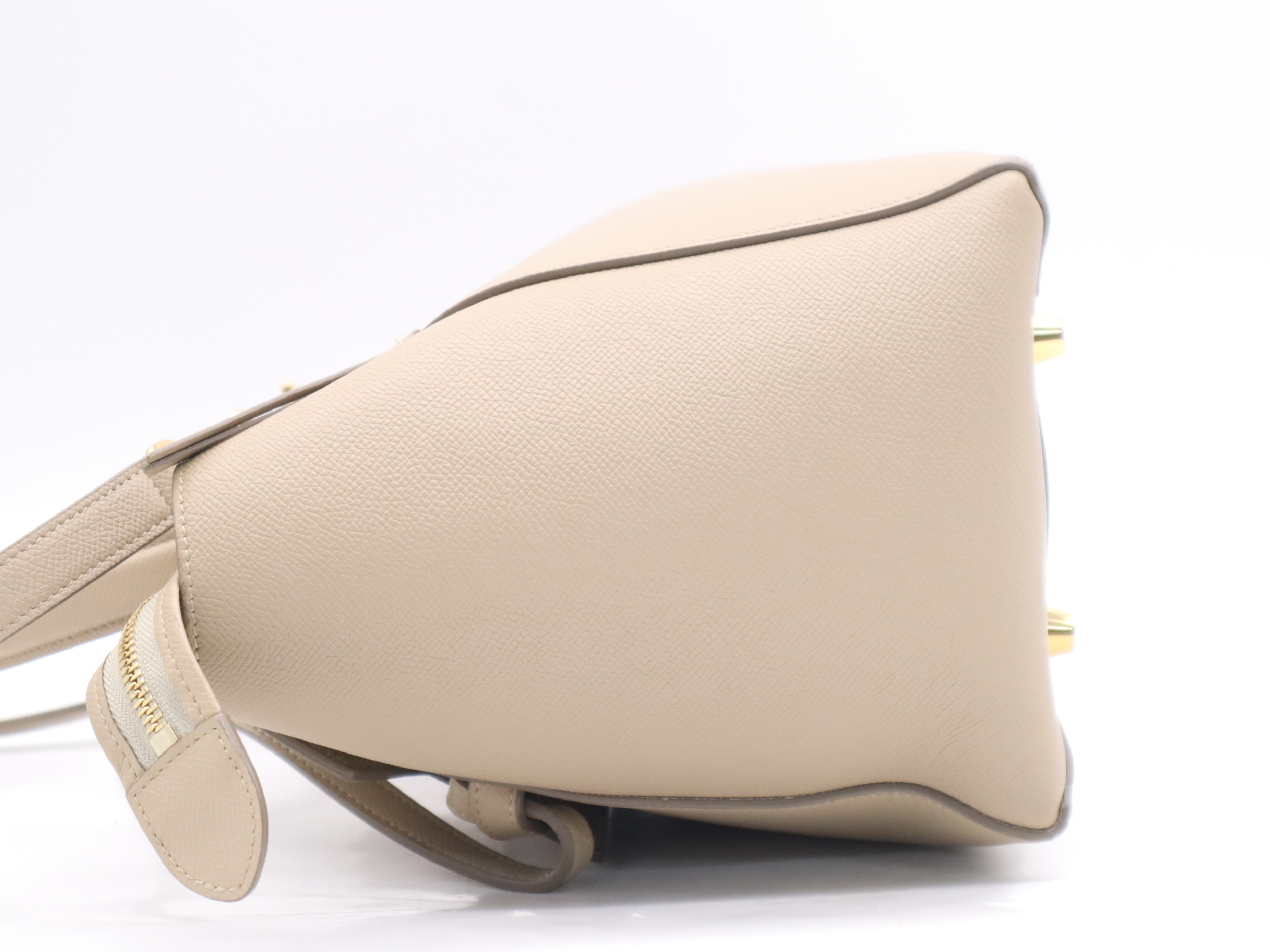 Leather Belt Bag 2-way Handbag Beige Gold Hardware with Shoulder Strap — view 3