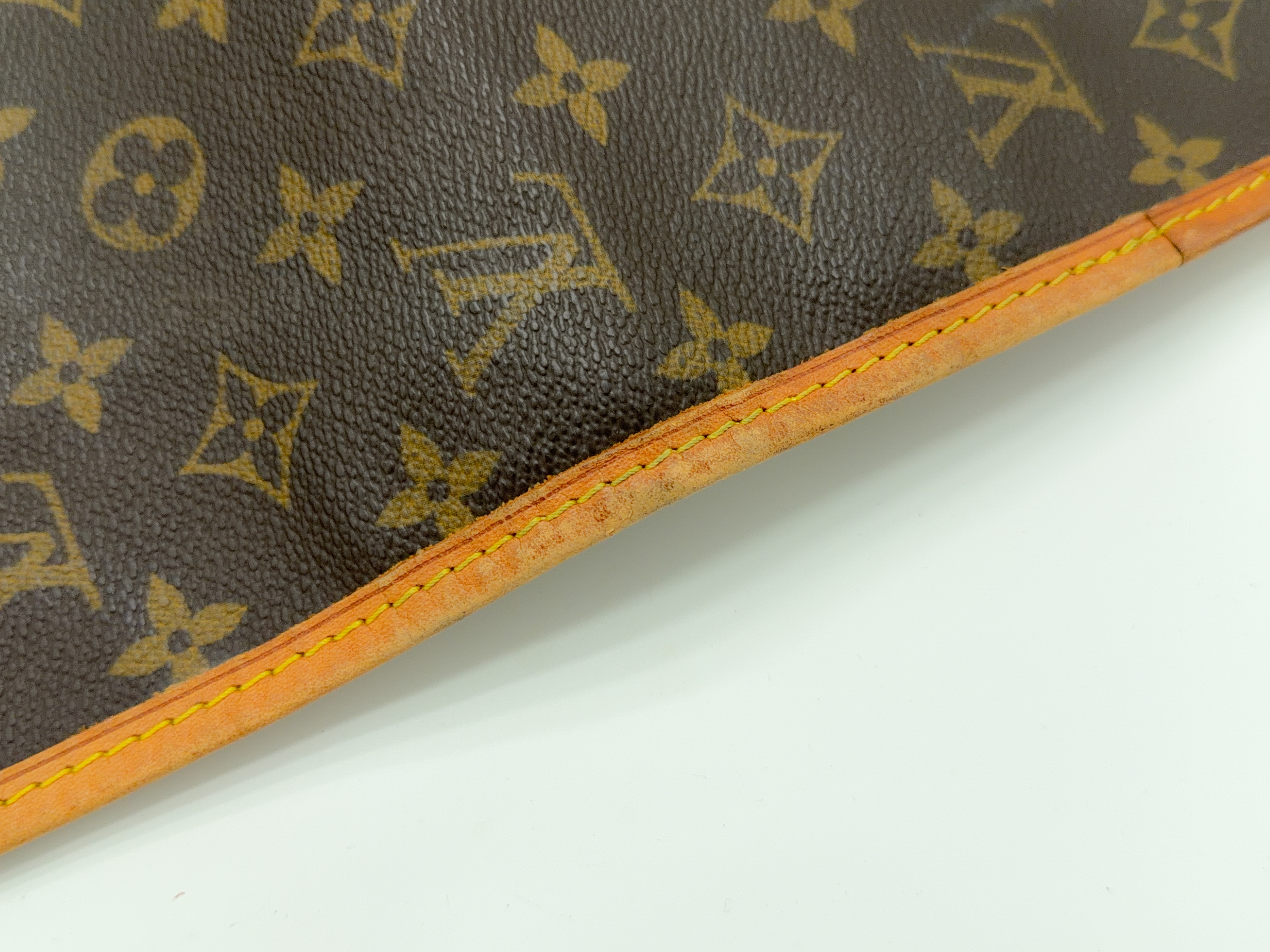 Monogram M23434 Usport Abbey Garment Bag — view 9