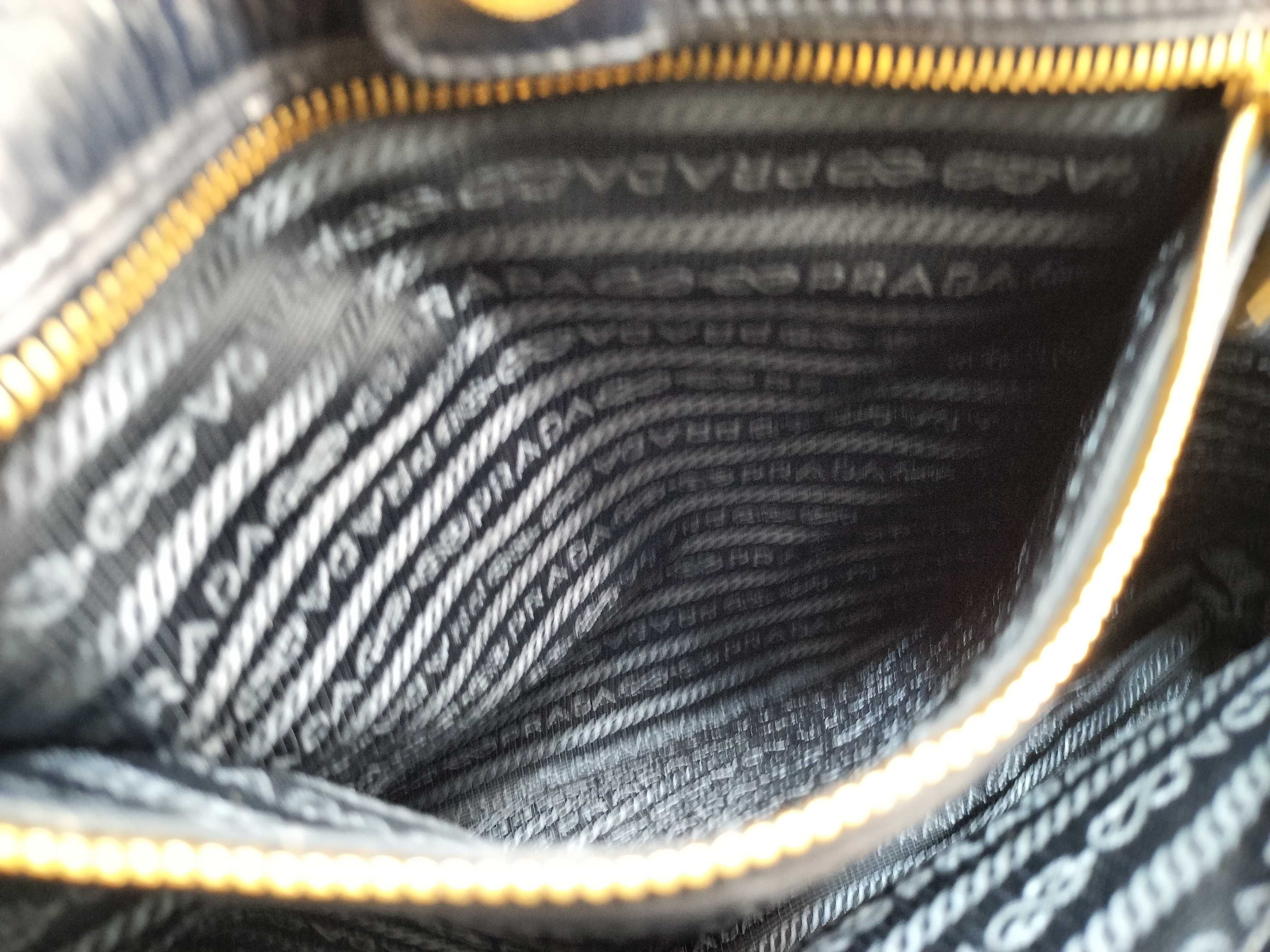 Vitello Shine Tote Bag — view 14