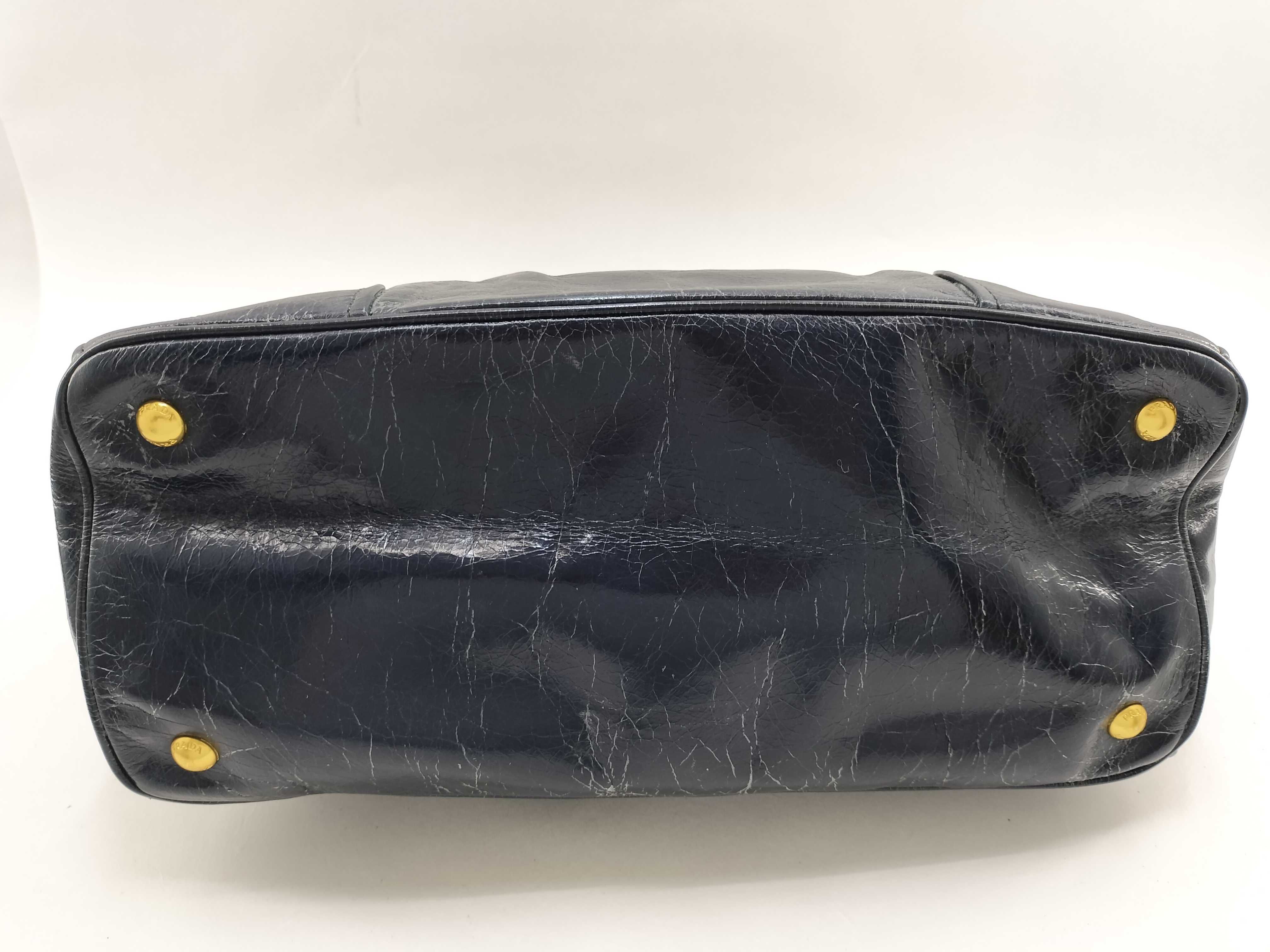 Vitello Shine Tote Bag — view 6