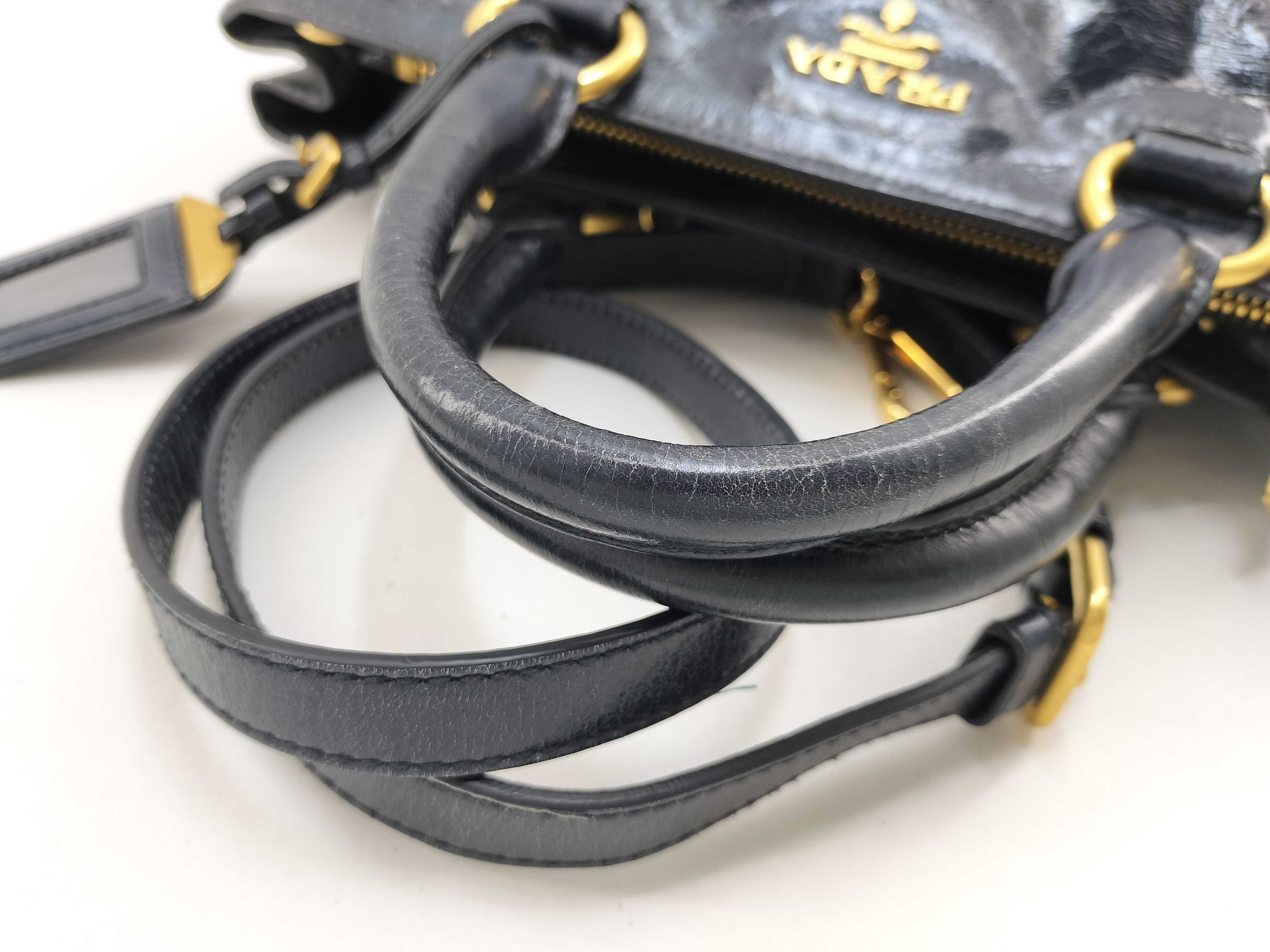 Vitello Shine Tote Bag — view 9