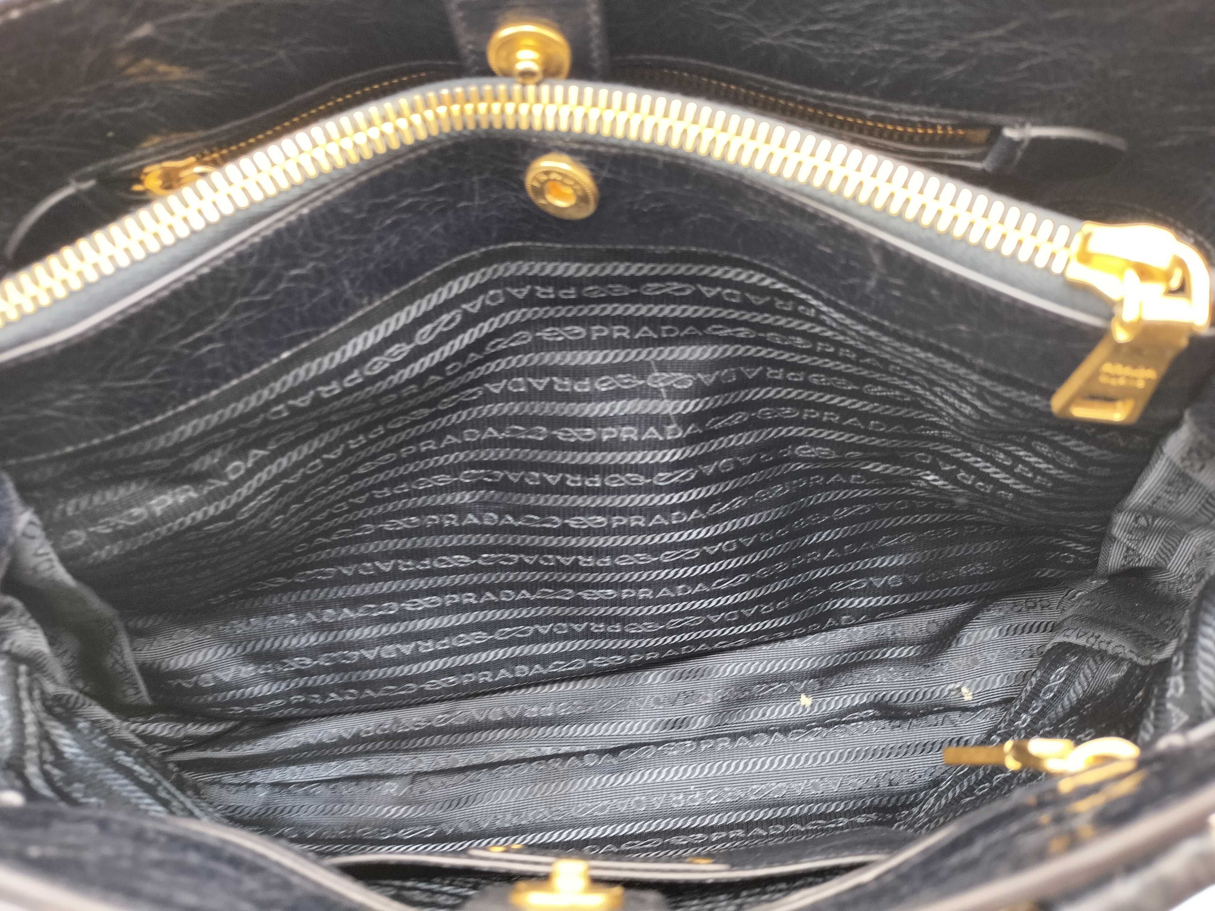 Vitello Shine Tote Bag — view 10