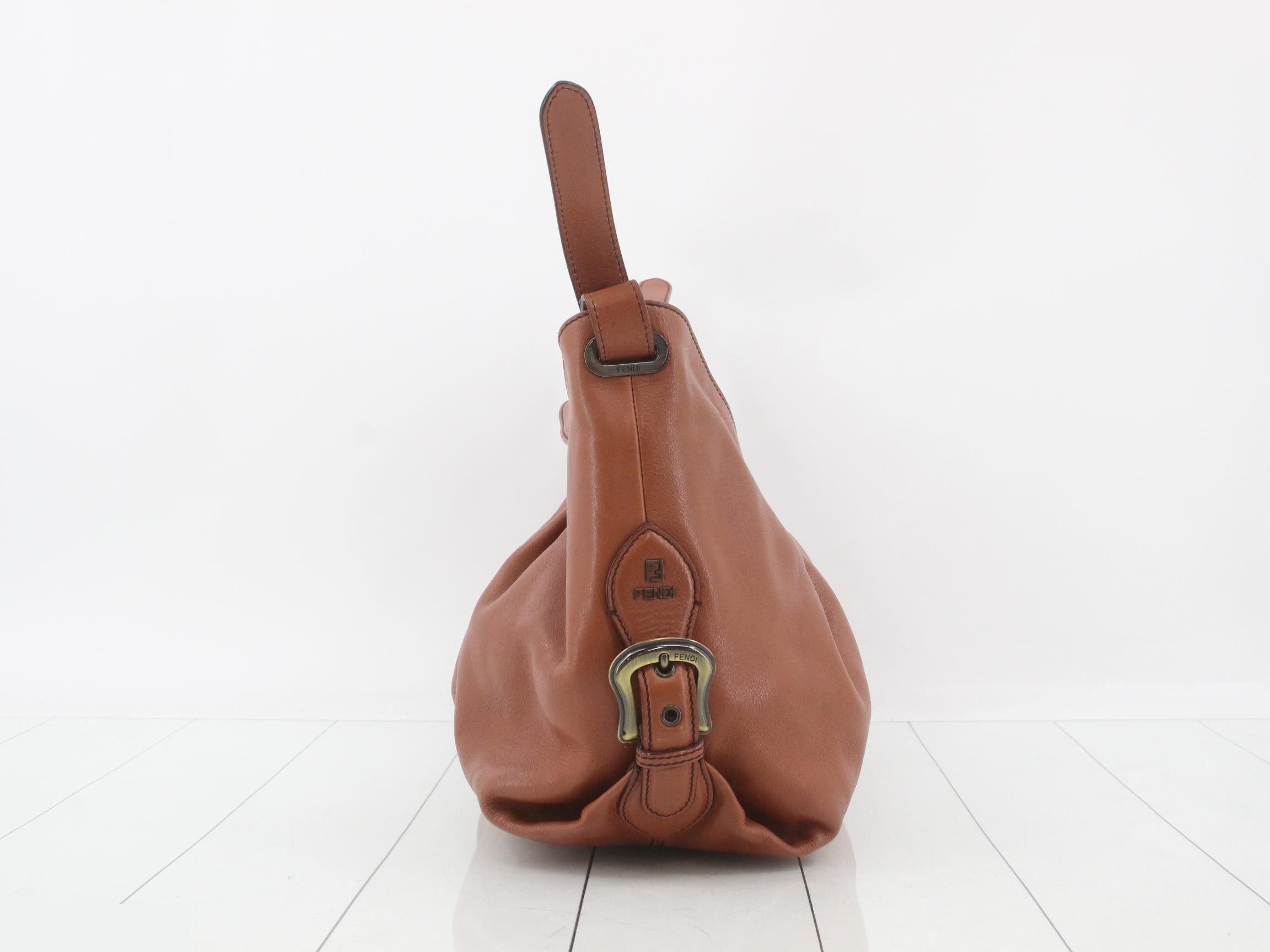 Leather one-shoulder bag — view 4