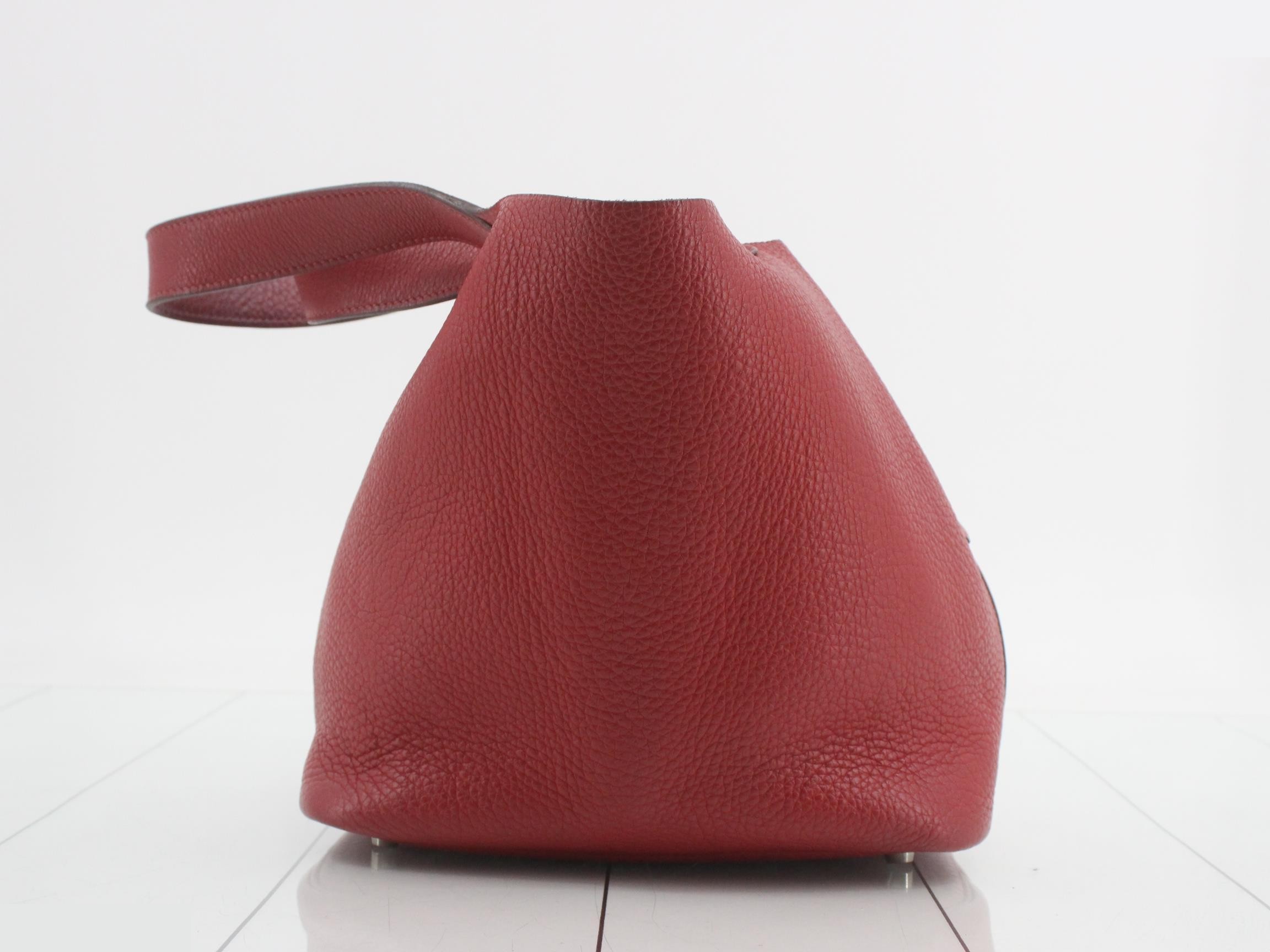 Picotin Lock MM Rouge Vif Taurillon SV — view 4