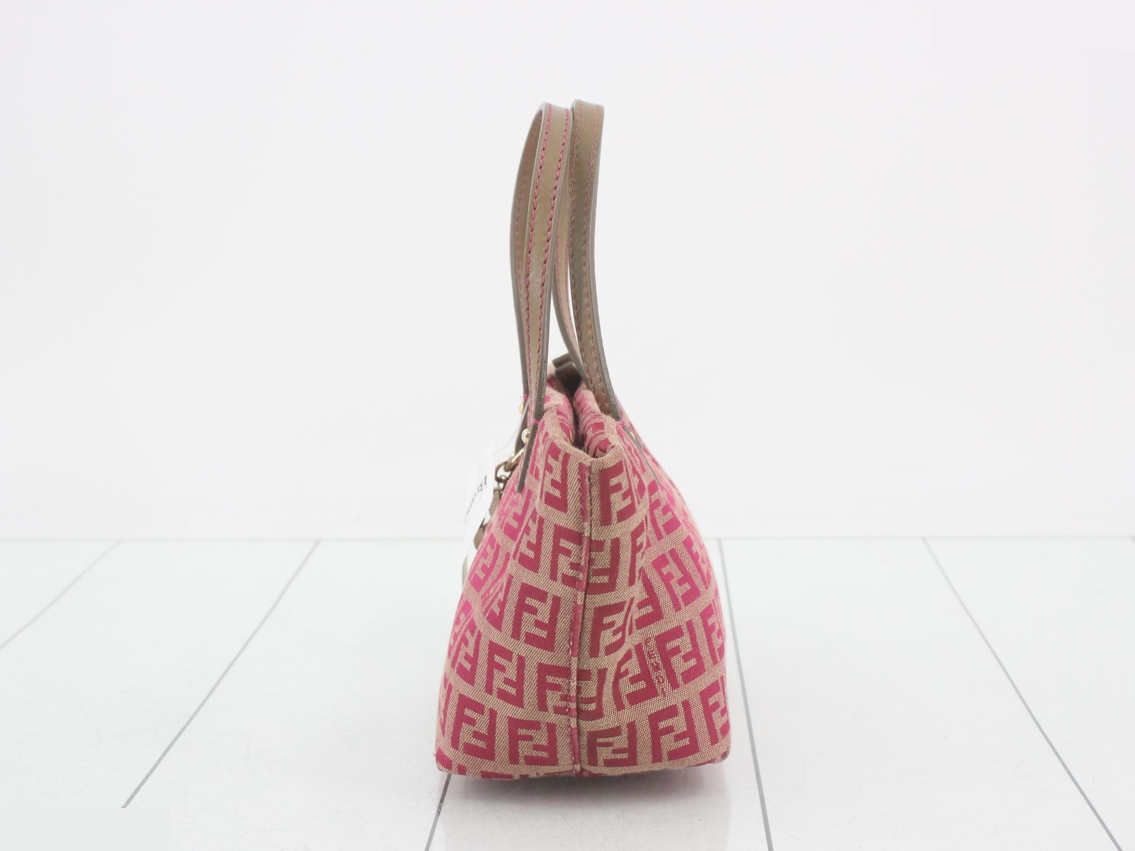 Zucchino (Bag) - Handbag with Charm - Pink — view 3
