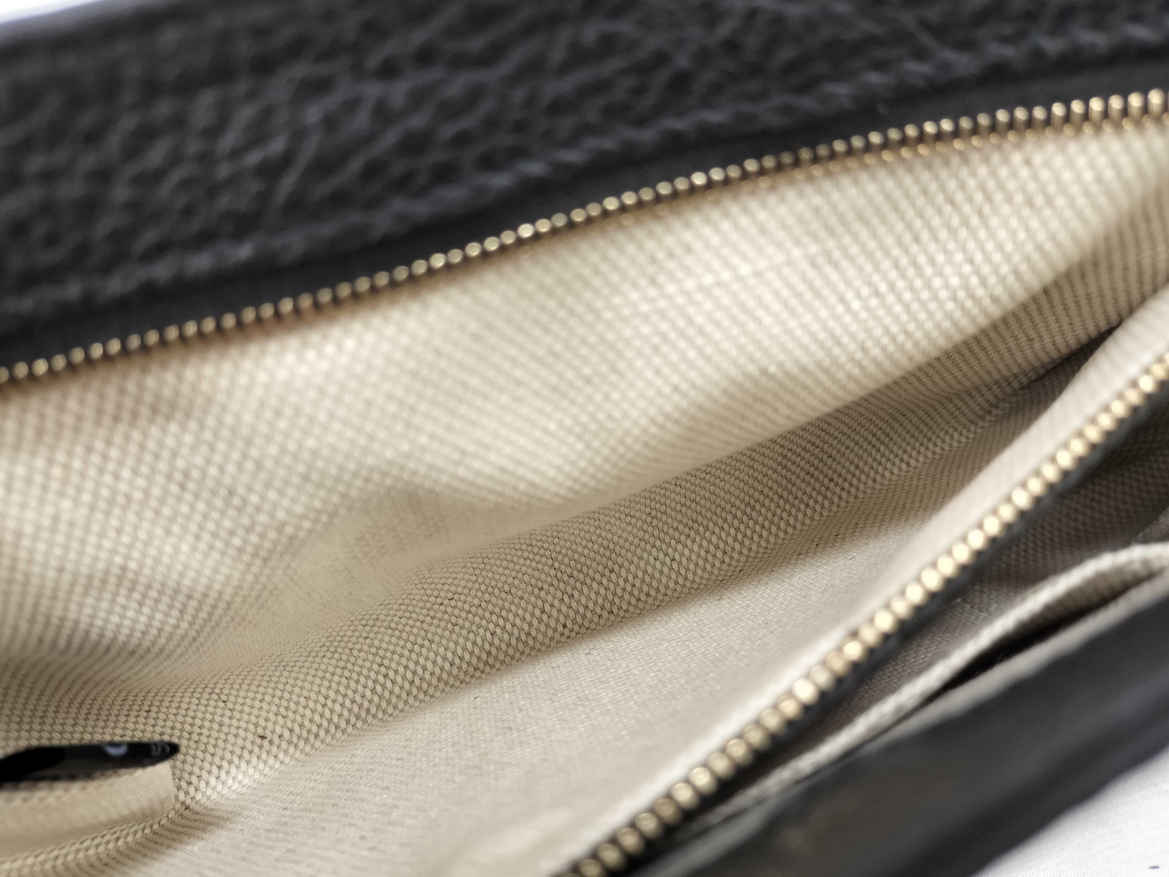Soho Leather Chain Shoulder Bag, Black, 536224 (Outlet) — view 11