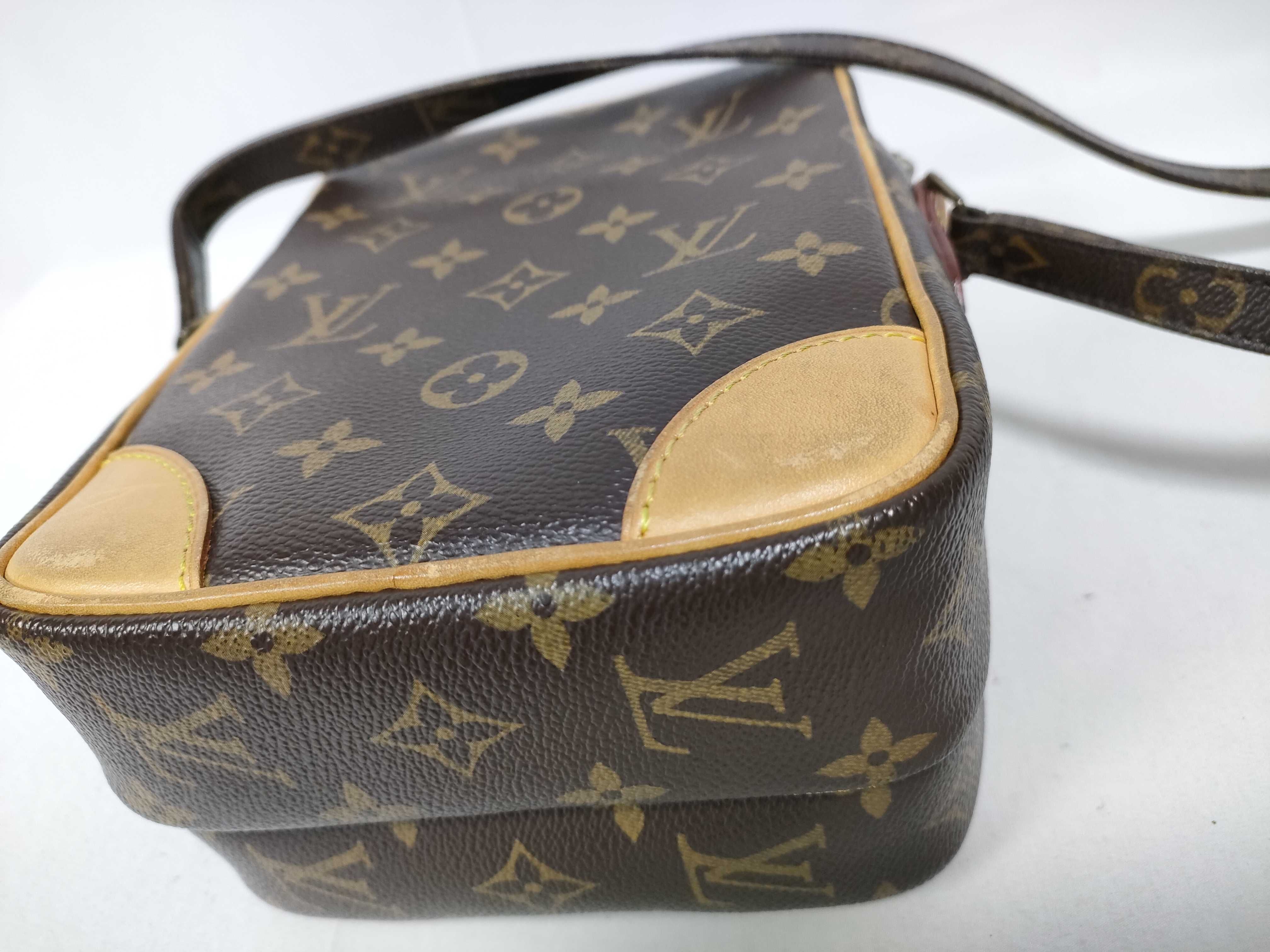 Monogram Amazon Monogram TH0016 Shoulder Bag — view 4