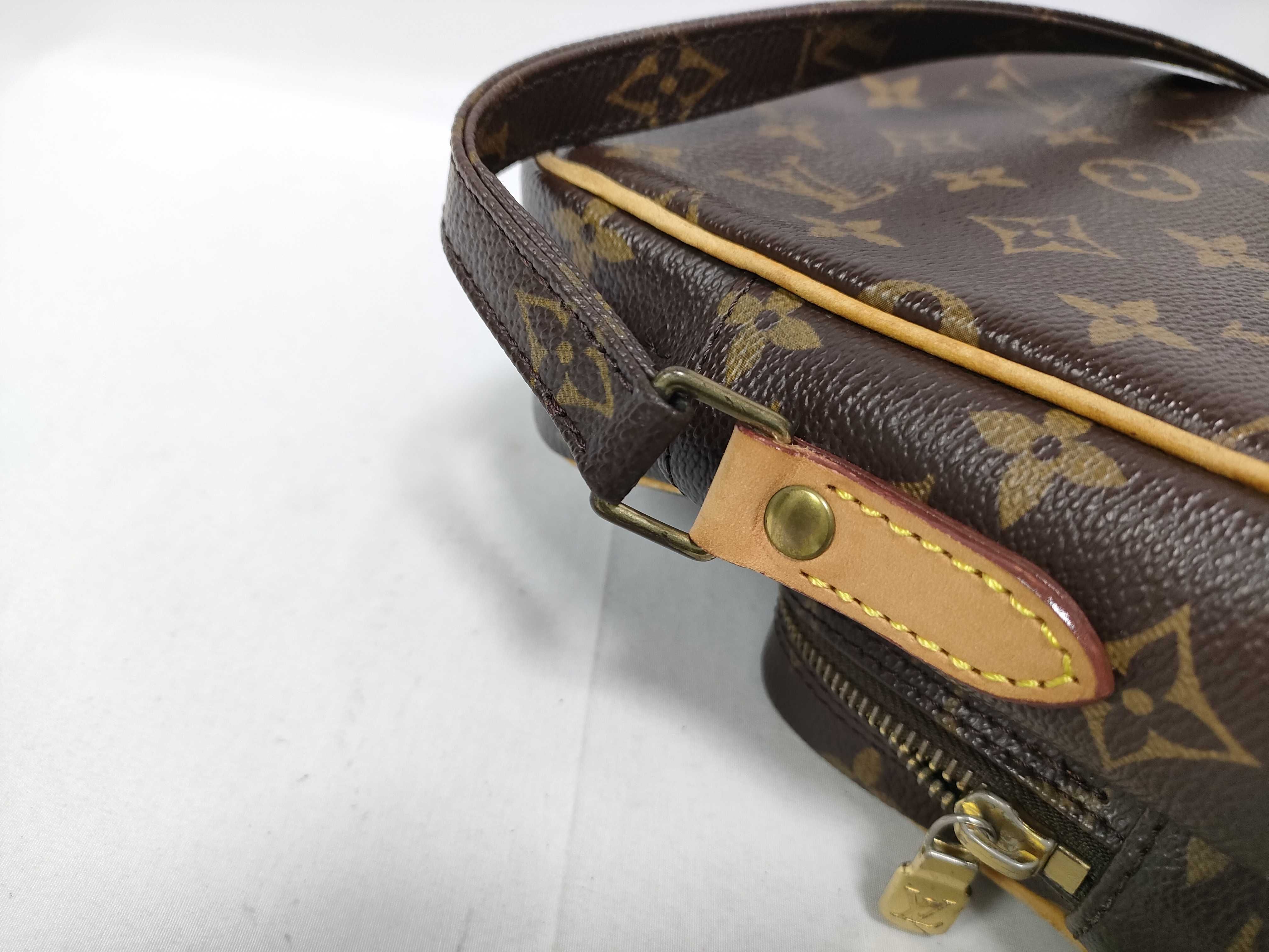 Monogram Amazon Monogram TH0016 Shoulder Bag — view 6