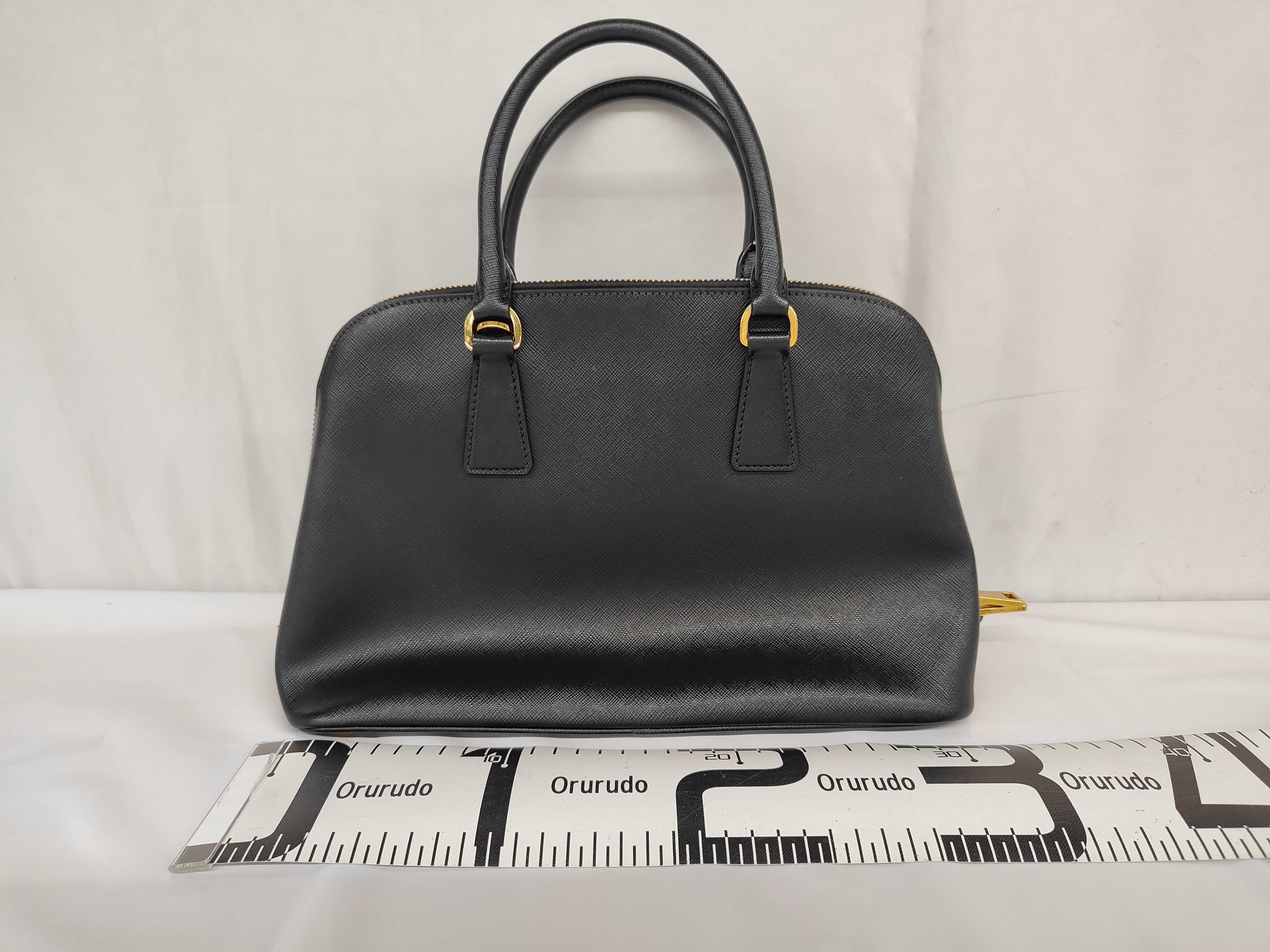 Saffiano Dome-shaped Handbag Black Handbag — view 2